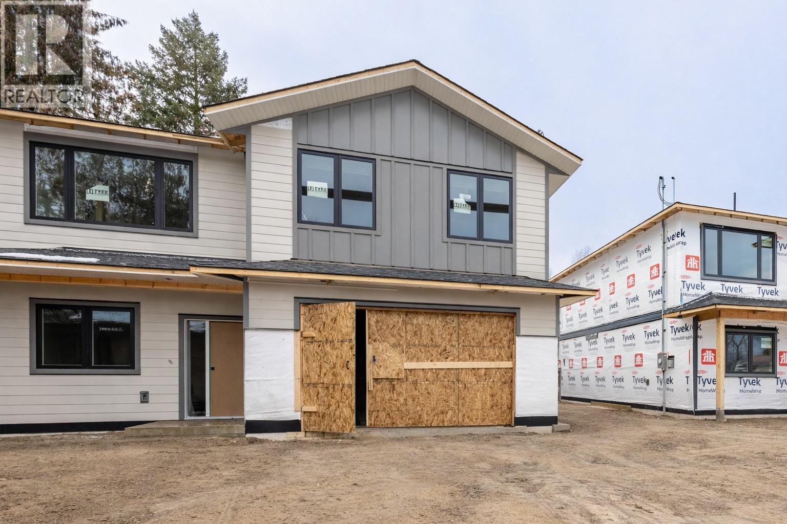 166 2nd Avenue, Grindrod, British Columbia  V1E 3J4 - Photo 5 - 10373076