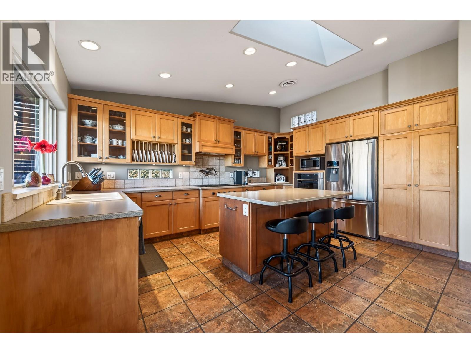1386 Dominion Crescent, Kamloops, British Columbia  V2C 2X1 - Photo 8 - 10373009