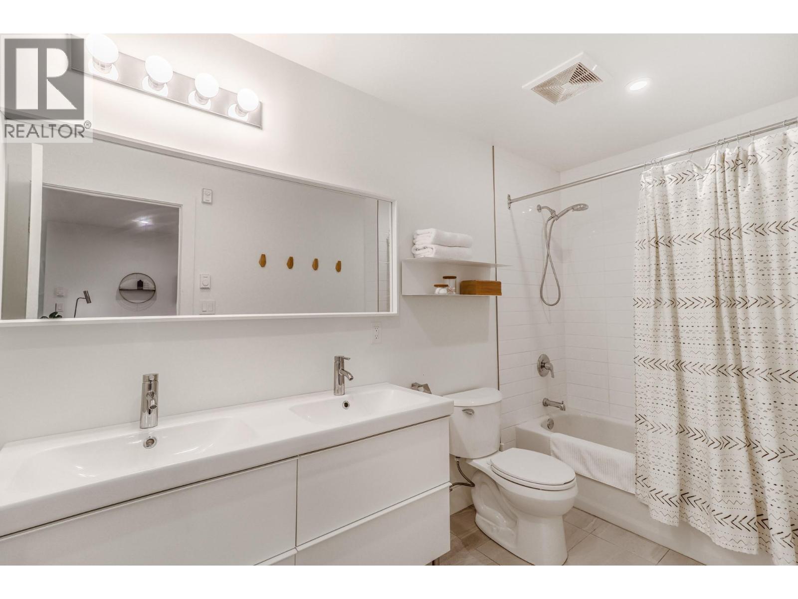 16102 3a Highway, Crawford Bay, British Columbia  V0B 1E0 - Photo 10 - 10372830
