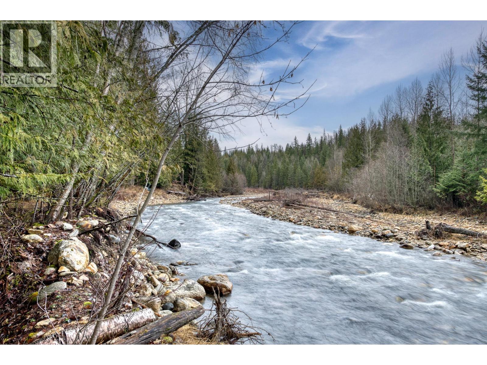 16102 3a Highway, Crawford Bay, British Columbia  V0B 1E0 - Photo 4 - 10372830