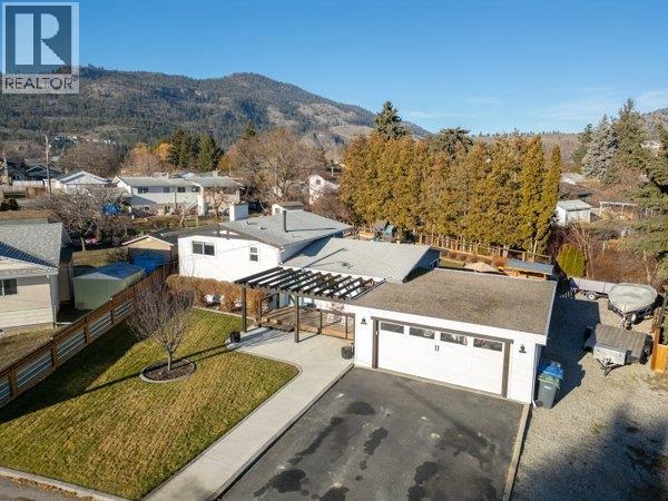 9574 Robson Crescent, Summerland, British Columbia  V0H 1Z0 - Photo 1 - 10373057