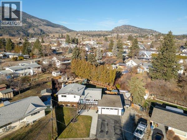 9574 Robson Crescent, Summerland, British Columbia  V0H 1Z0 - Photo 2 - 10373057