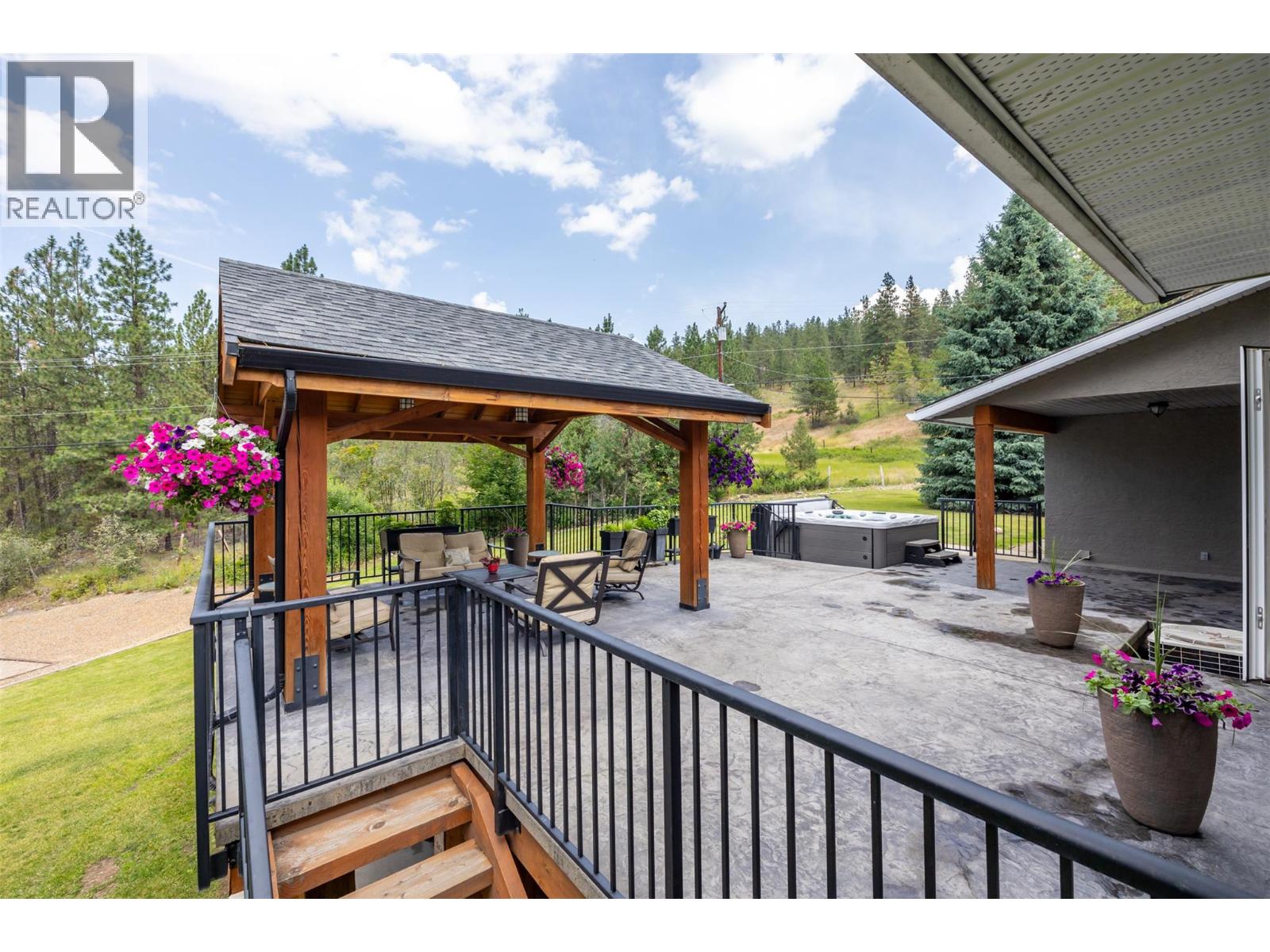 6051 Postill Lake Road, Kelowna, British Columbia  V1X 7V3 - Photo 38 - 10373040