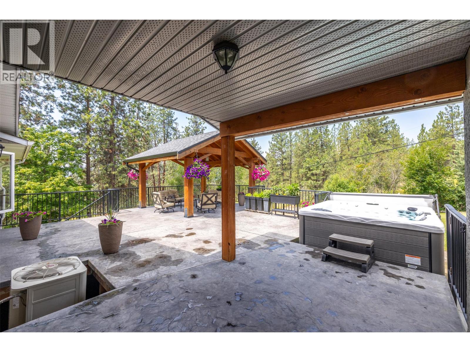 6051 Postill Lake Road, Kelowna, British Columbia  V1X 7V3 - Photo 42 - 10373040