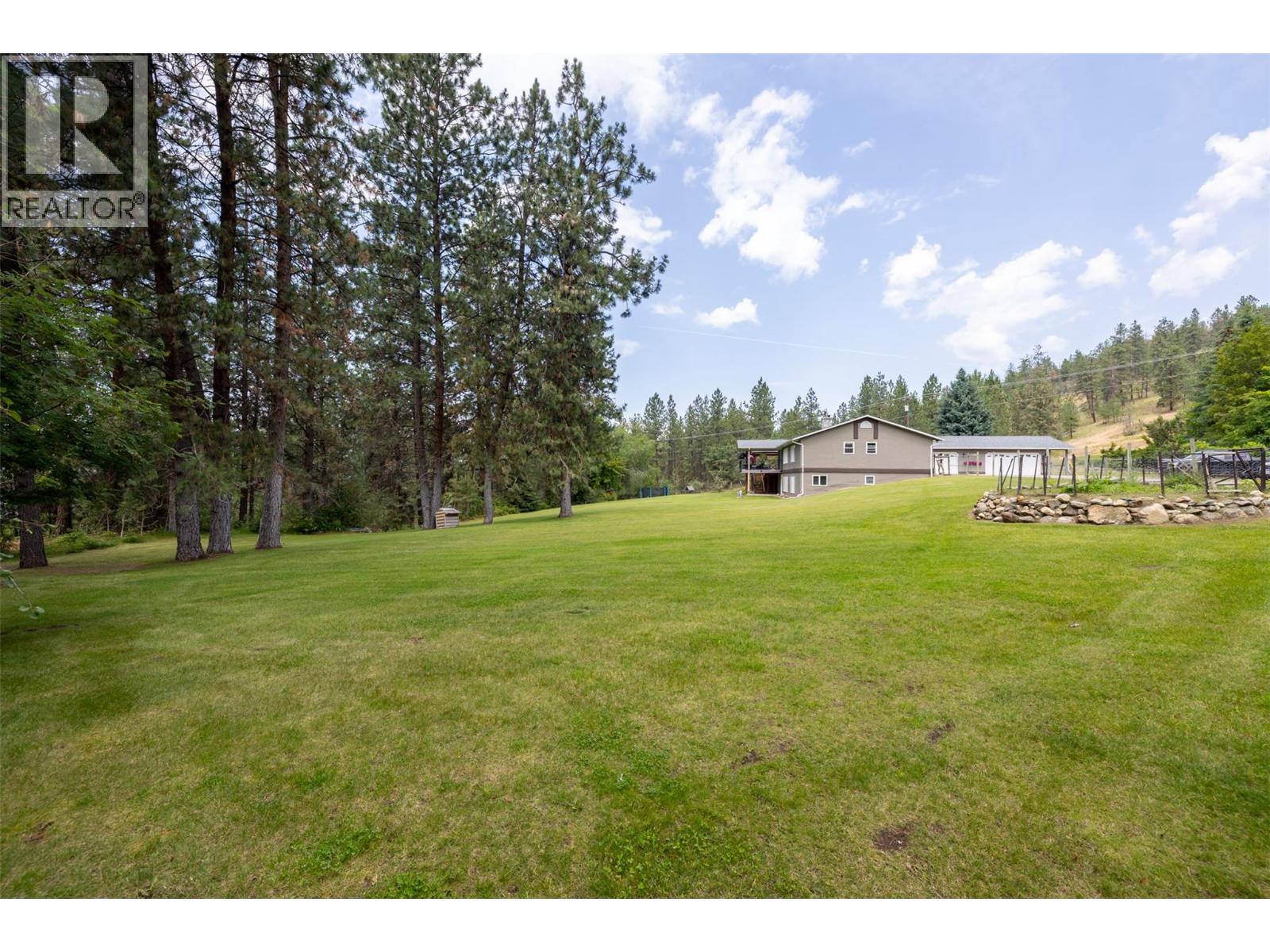 6051 Postill Lake Road, Kelowna, British Columbia  V1X 7V3 - Photo 8 - 10373040