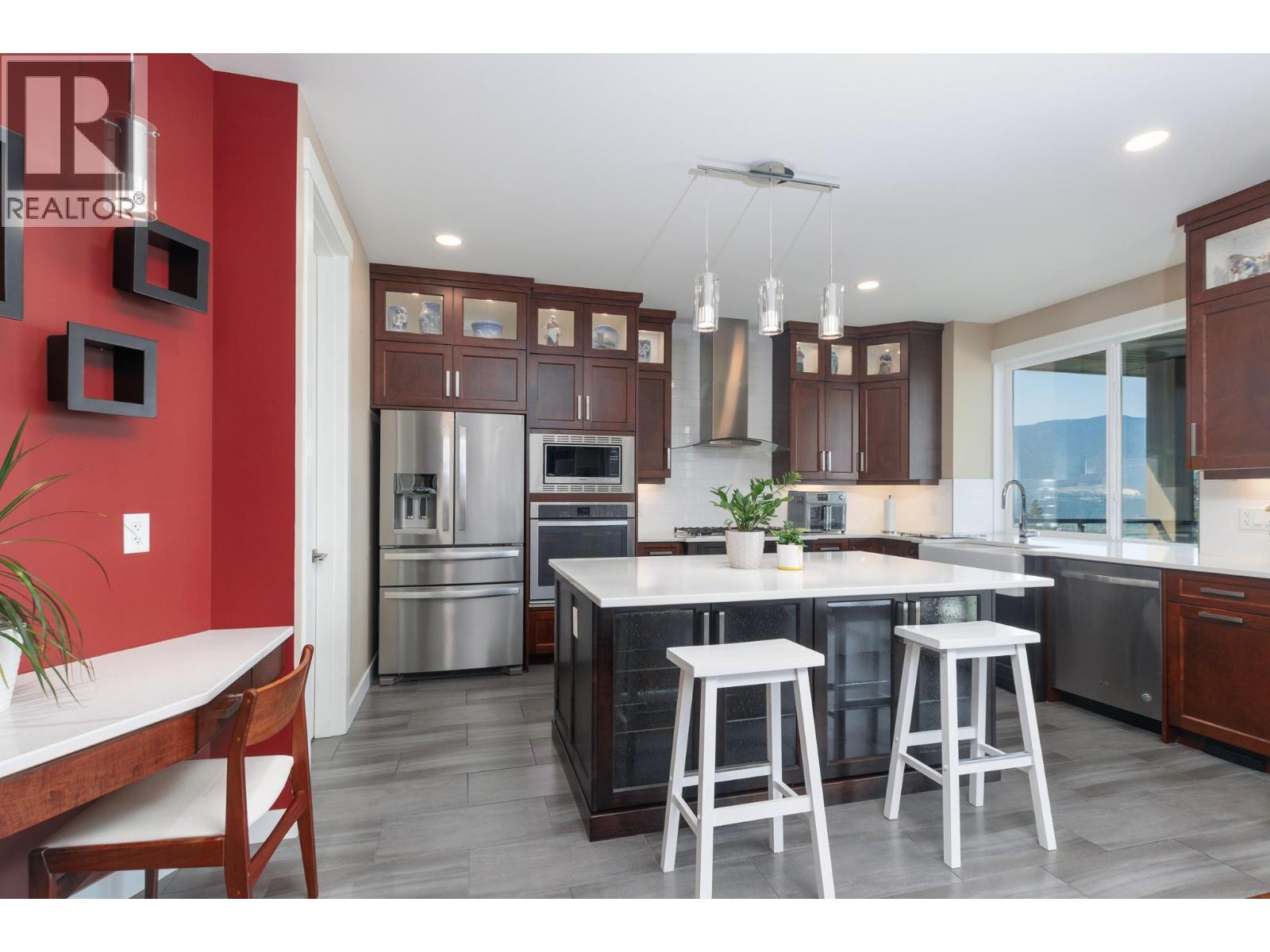 1061 19 Avenue Se, Salmon Arm, British Columbia  V1E 0E6 - Photo 14 - 10373055