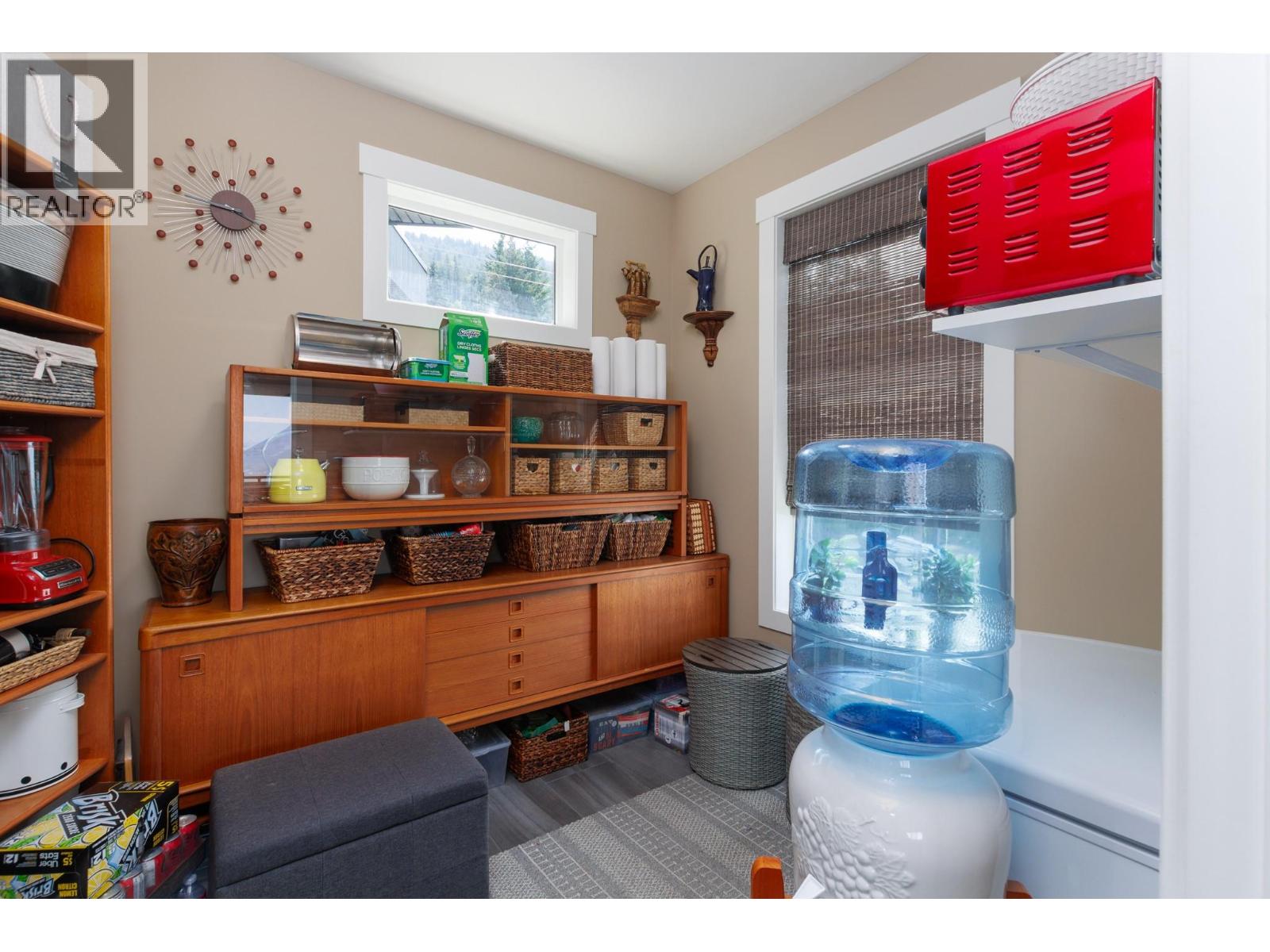 1061 19 Avenue Se, Salmon Arm, British Columbia  V1E 0E6 - Photo 22 - 10373055
