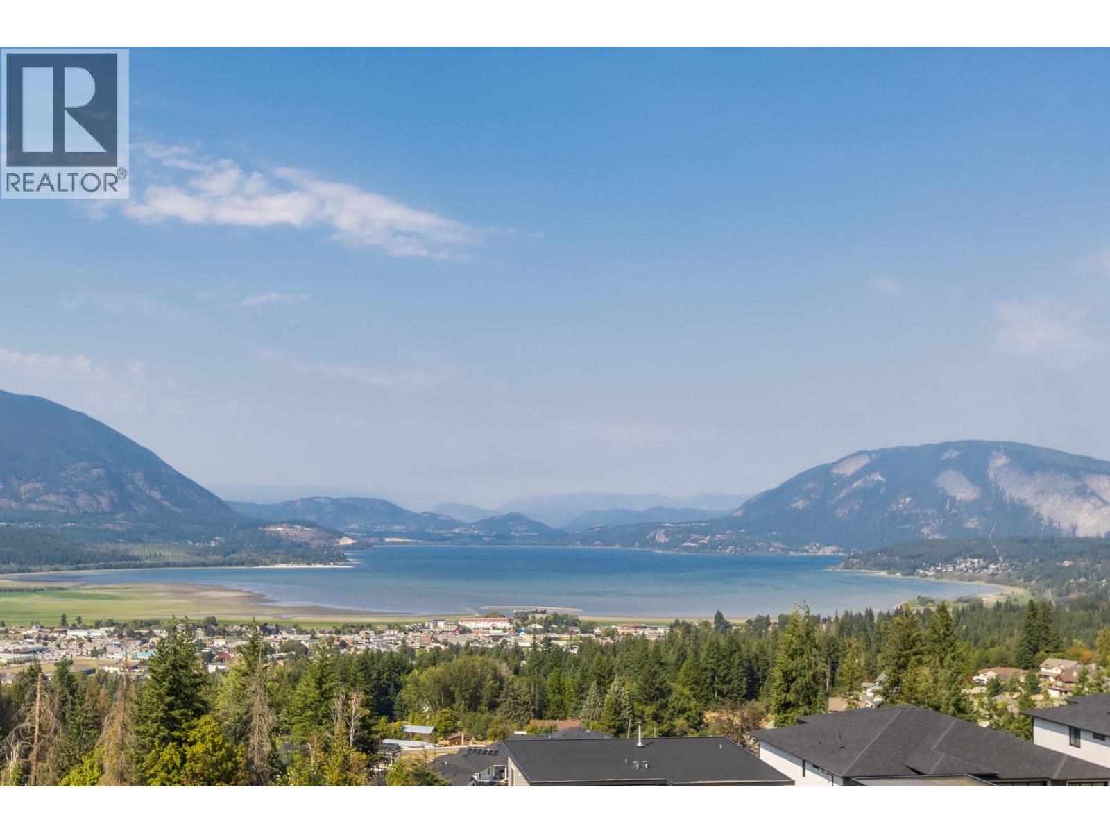 1061 19 Avenue Se, Salmon Arm, British Columbia  V1E 0E6 - Photo 24 - 10373055