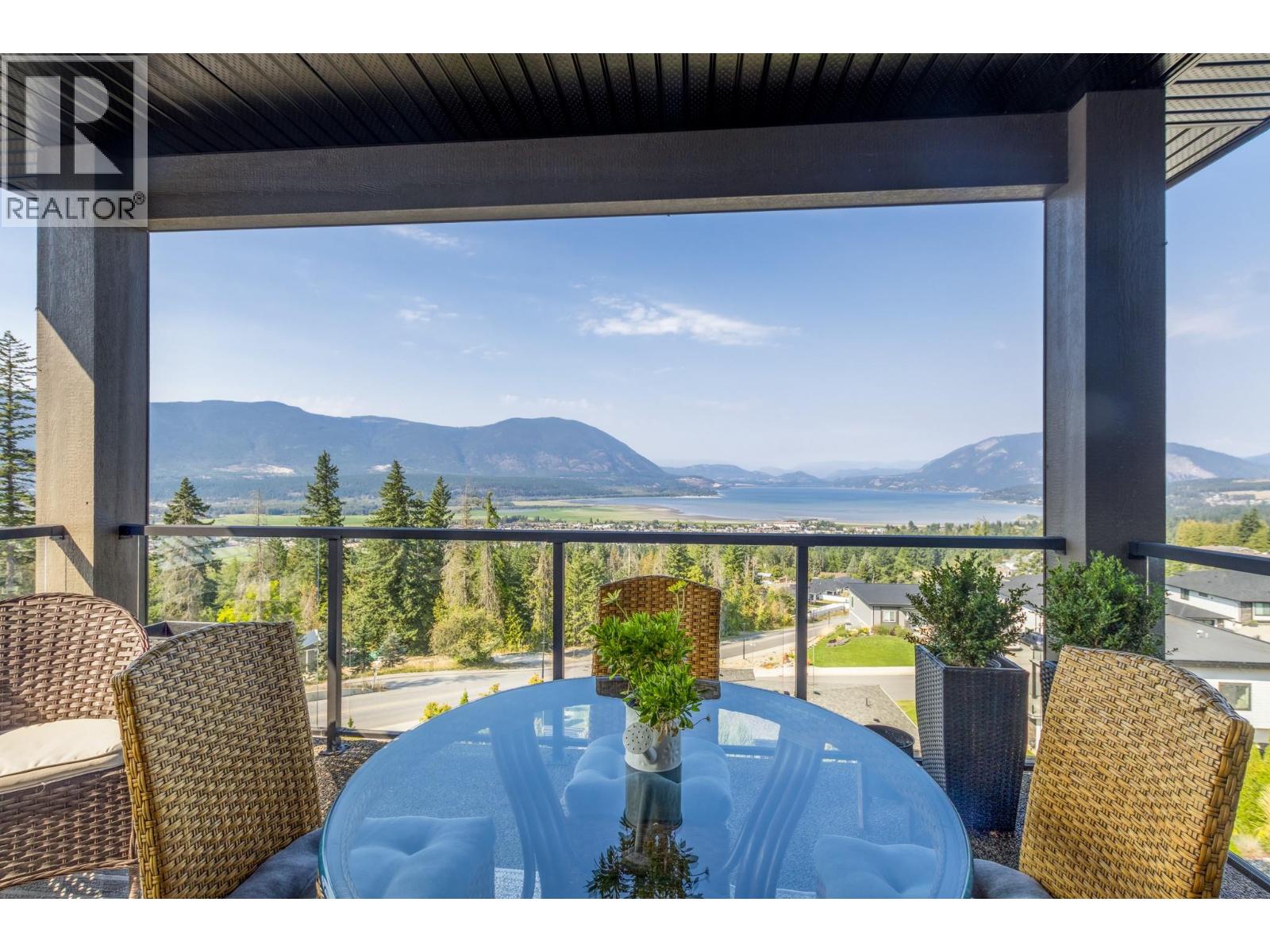 1061 19 Avenue Se, Salmon Arm, British Columbia  V1E 0E6 - Photo 26 - 10373055