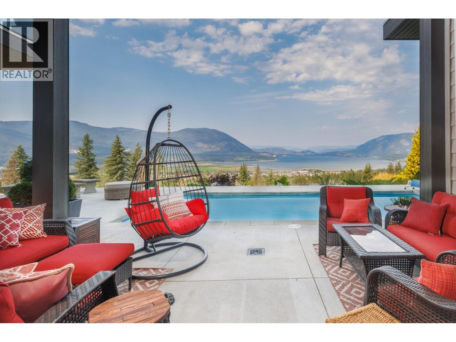1061 19 Avenue Se, Salmon Arm, British Columbia  V1E 0E6 - Photo 51 - 10373055