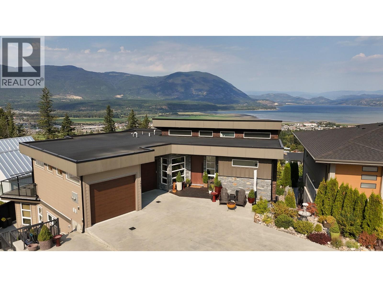1061 19 Avenue Se, Salmon Arm, British Columbia  V1E 0E6 - Photo 68 - 10373055