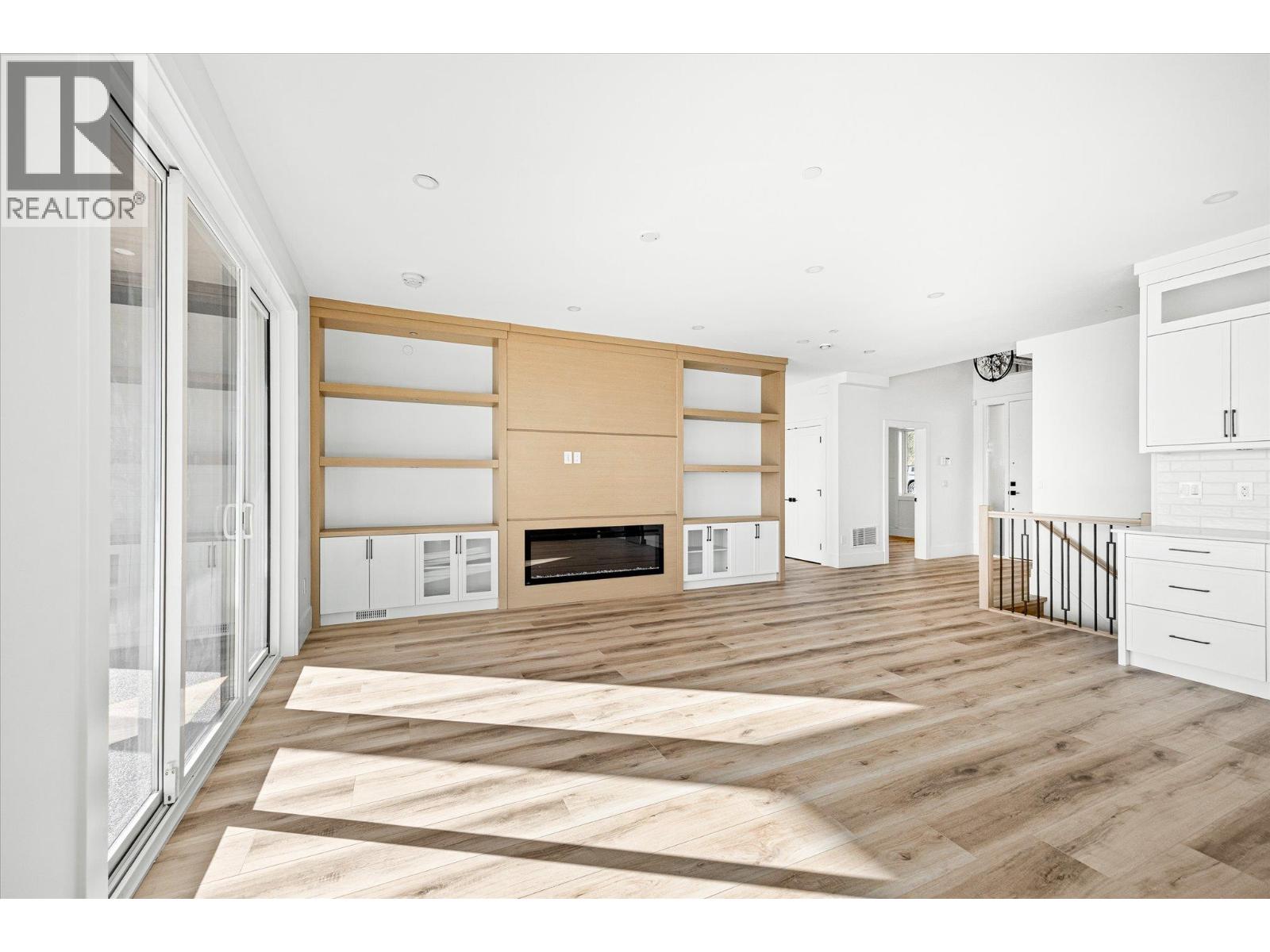 8944 Tavistock Road, Vernon, British Columbia  V1H 2K9 - Photo 9 - 10372941