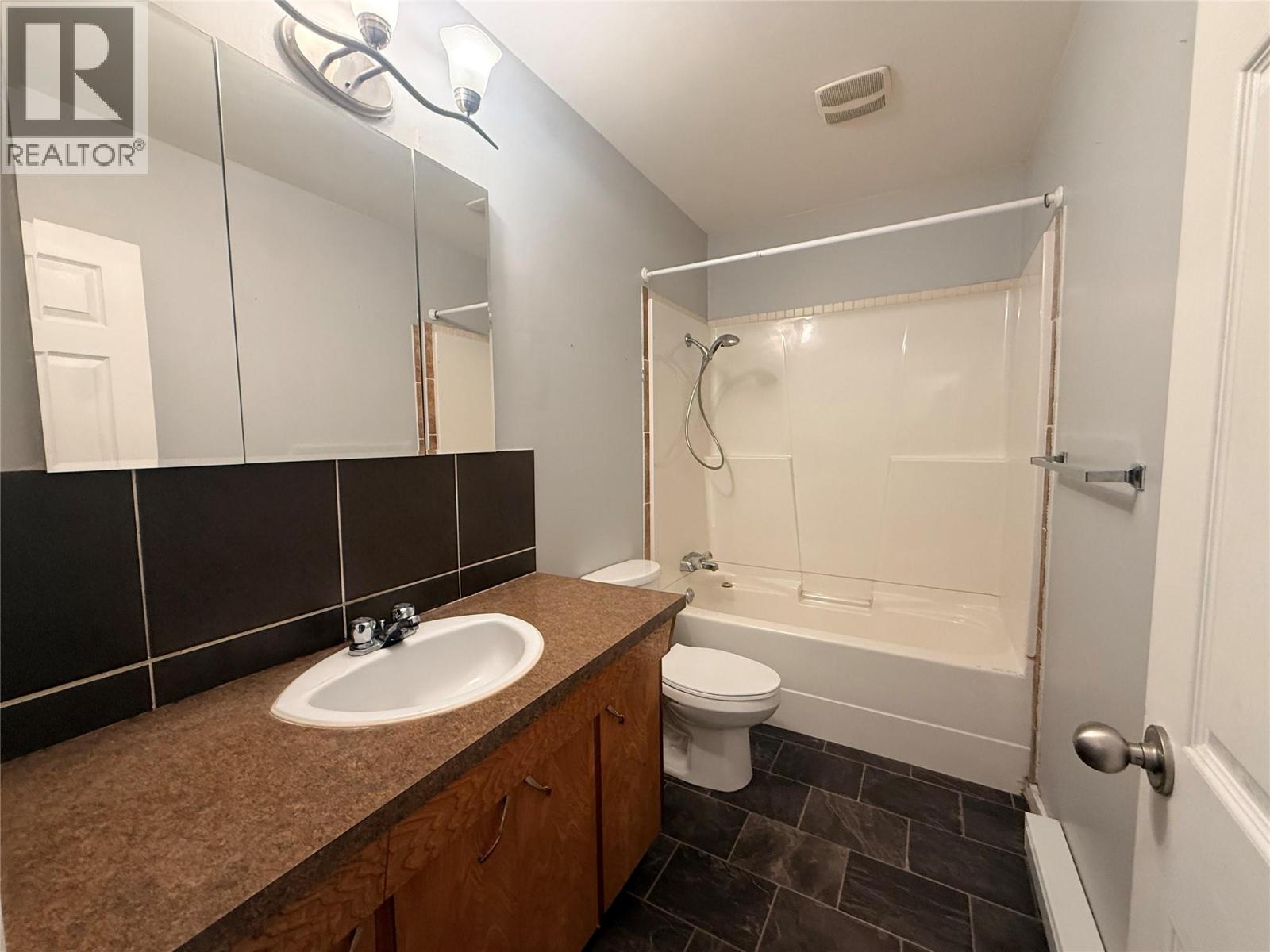 3503 35 Street, Vernon, British Columbia  V1T 6C2 - Photo 14 - 10372886