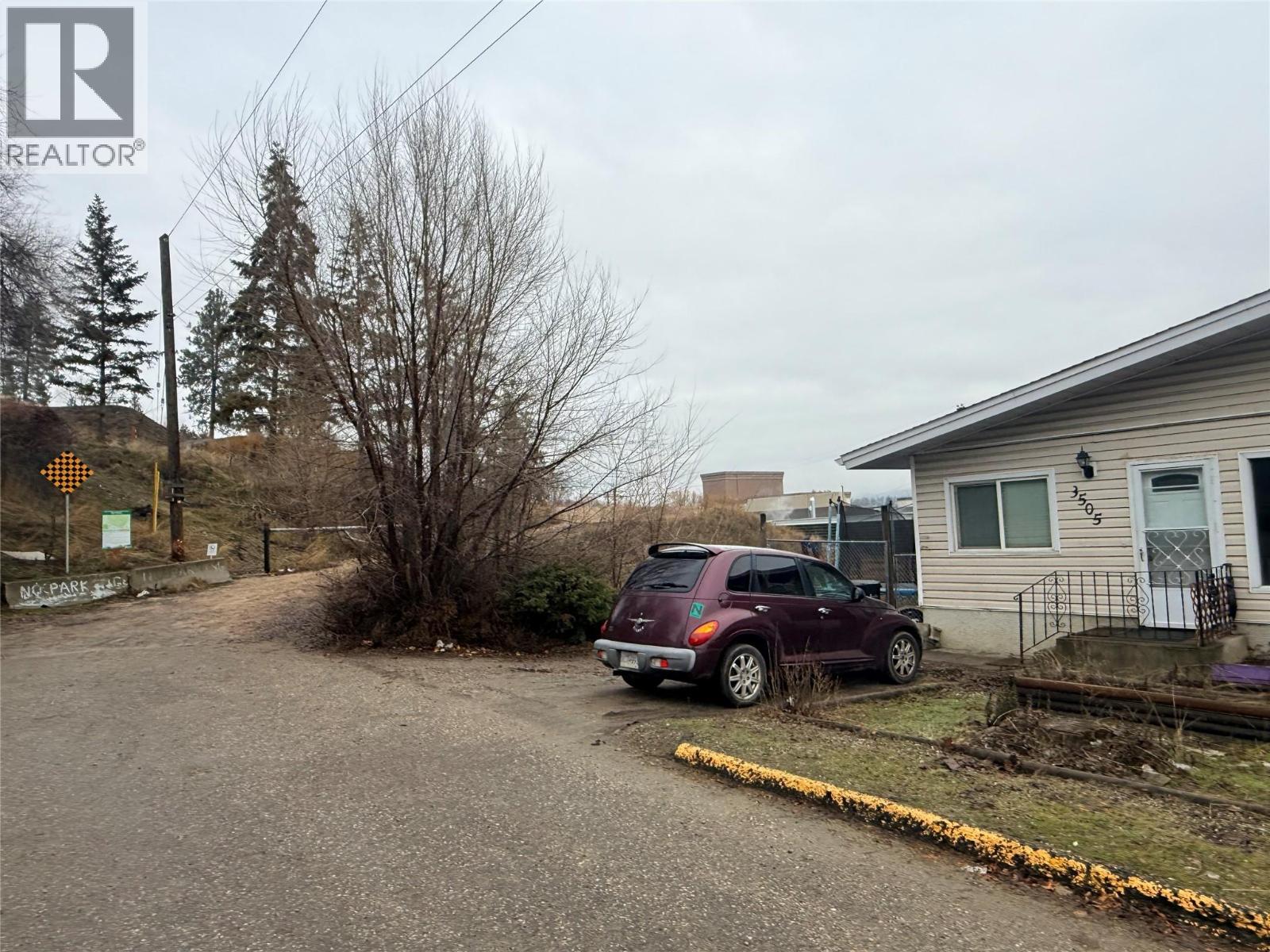 3503 35 Street, Vernon, British Columbia  V1T 6C2 - Photo 4 - 10372886