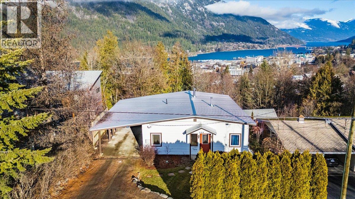 604 Wasson Street, Nelson, British Columbia  V1L 3G7 - Photo 2 - 10372622