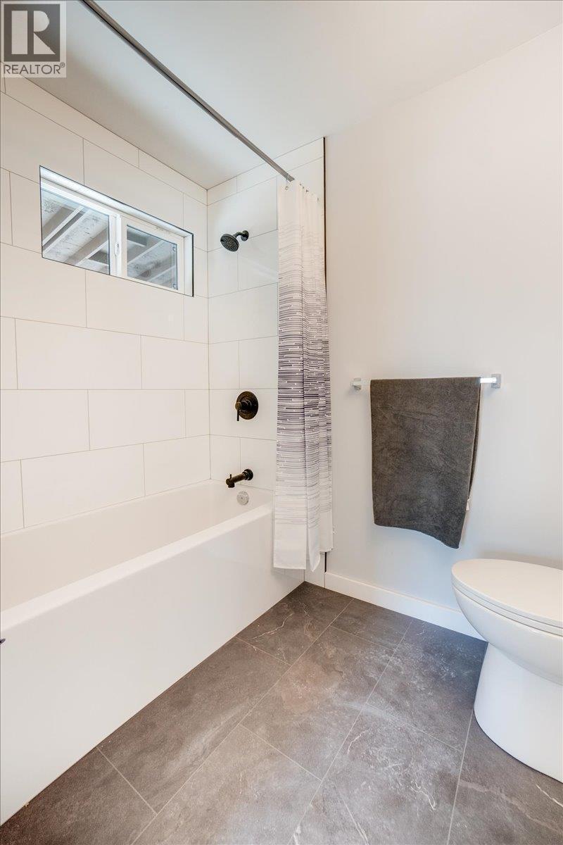 604 Wasson Street, Nelson, British Columbia  V1L 3G7 - Photo 33 - 10372622