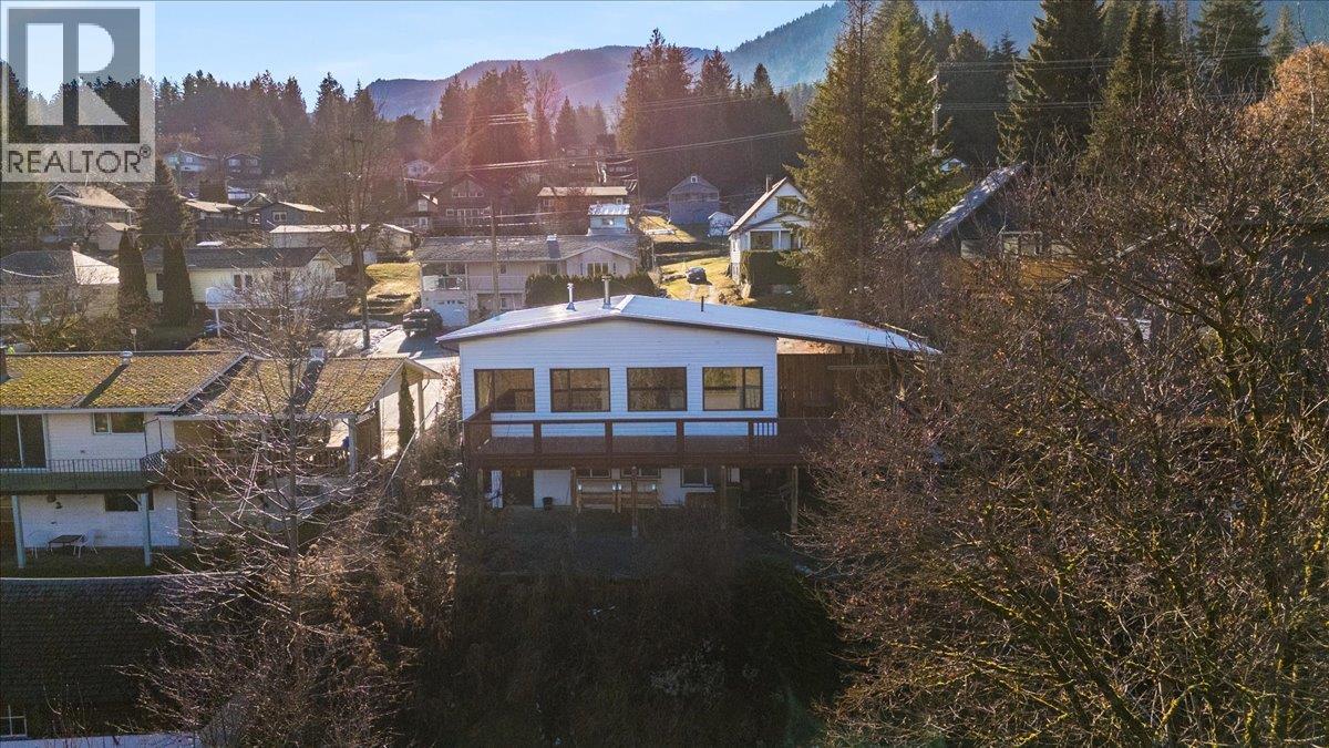 604 Wasson Street, Nelson, British Columbia  V1L 3G7 - Photo 71 - 10372622