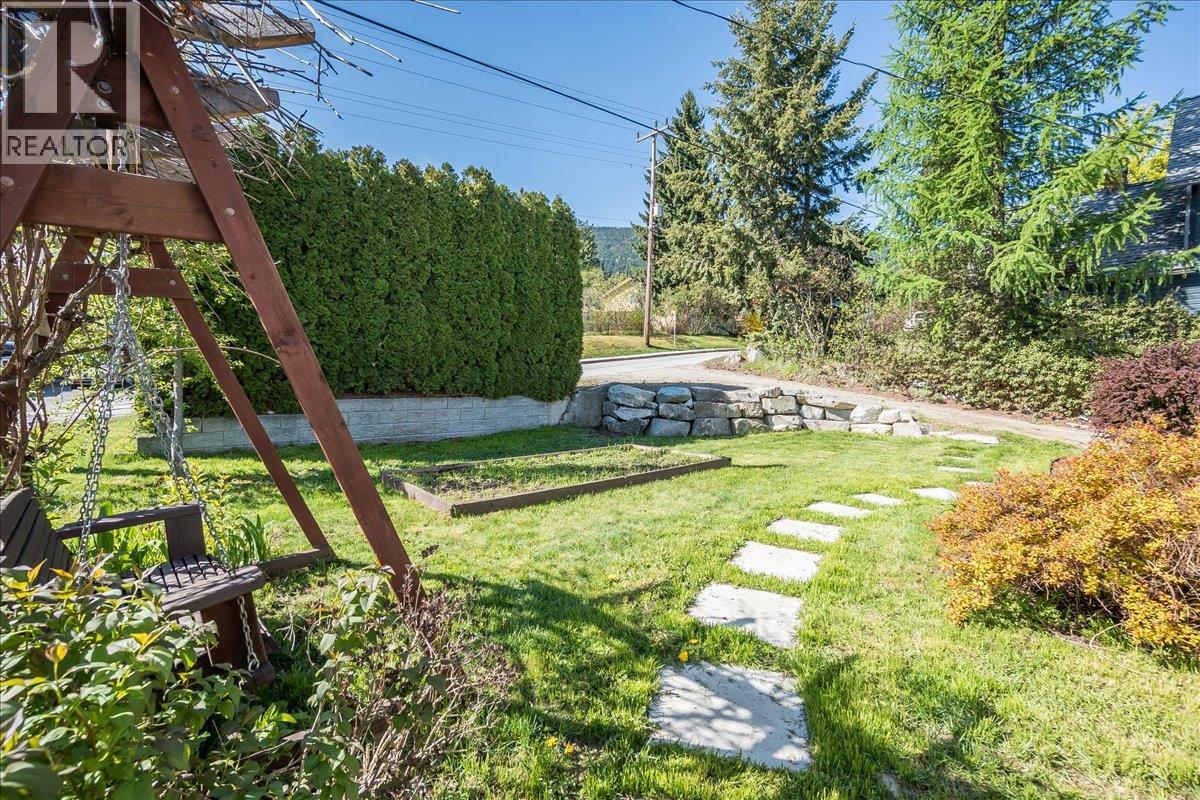 604 Wasson Street, Nelson, British Columbia  V1L 3G7 - Photo 75 - 10372622