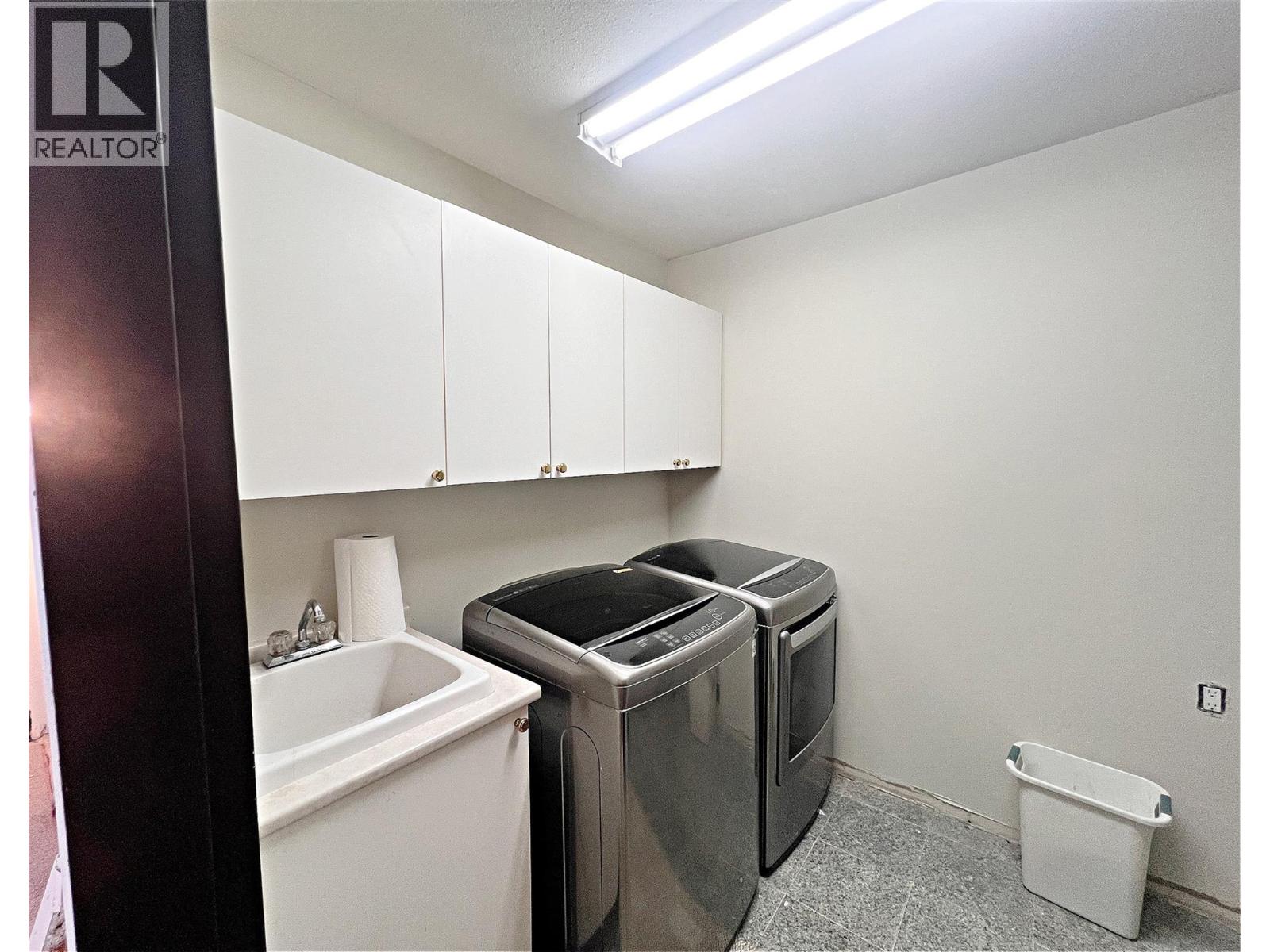 5621 Harrington Court, Peachland, British Columbia  V0H 1X4 - Photo 28 - 10373084
