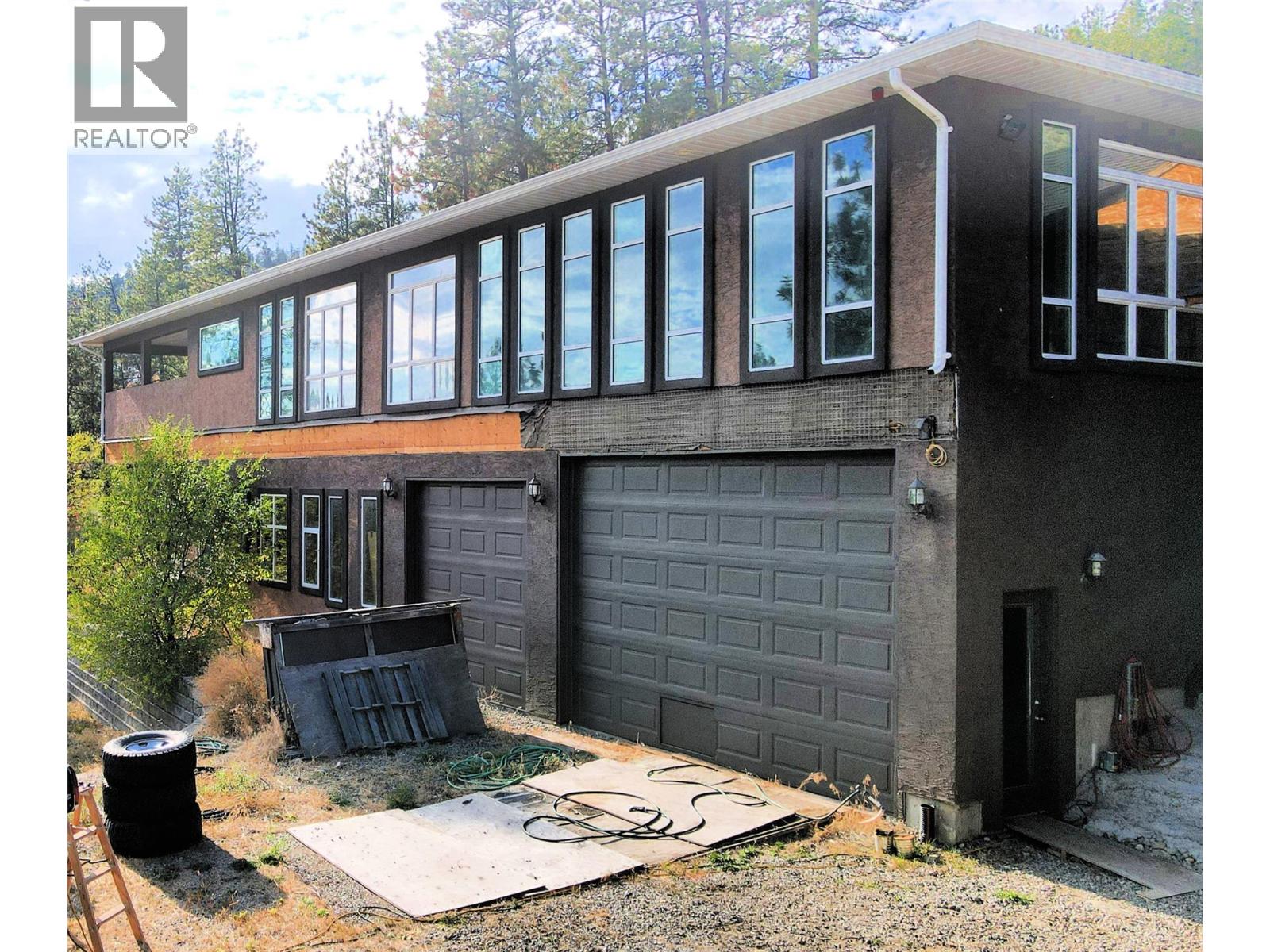 5621 Harrington Court, Peachland, British Columbia  V0H 1X4 - Photo 5 - 10373084