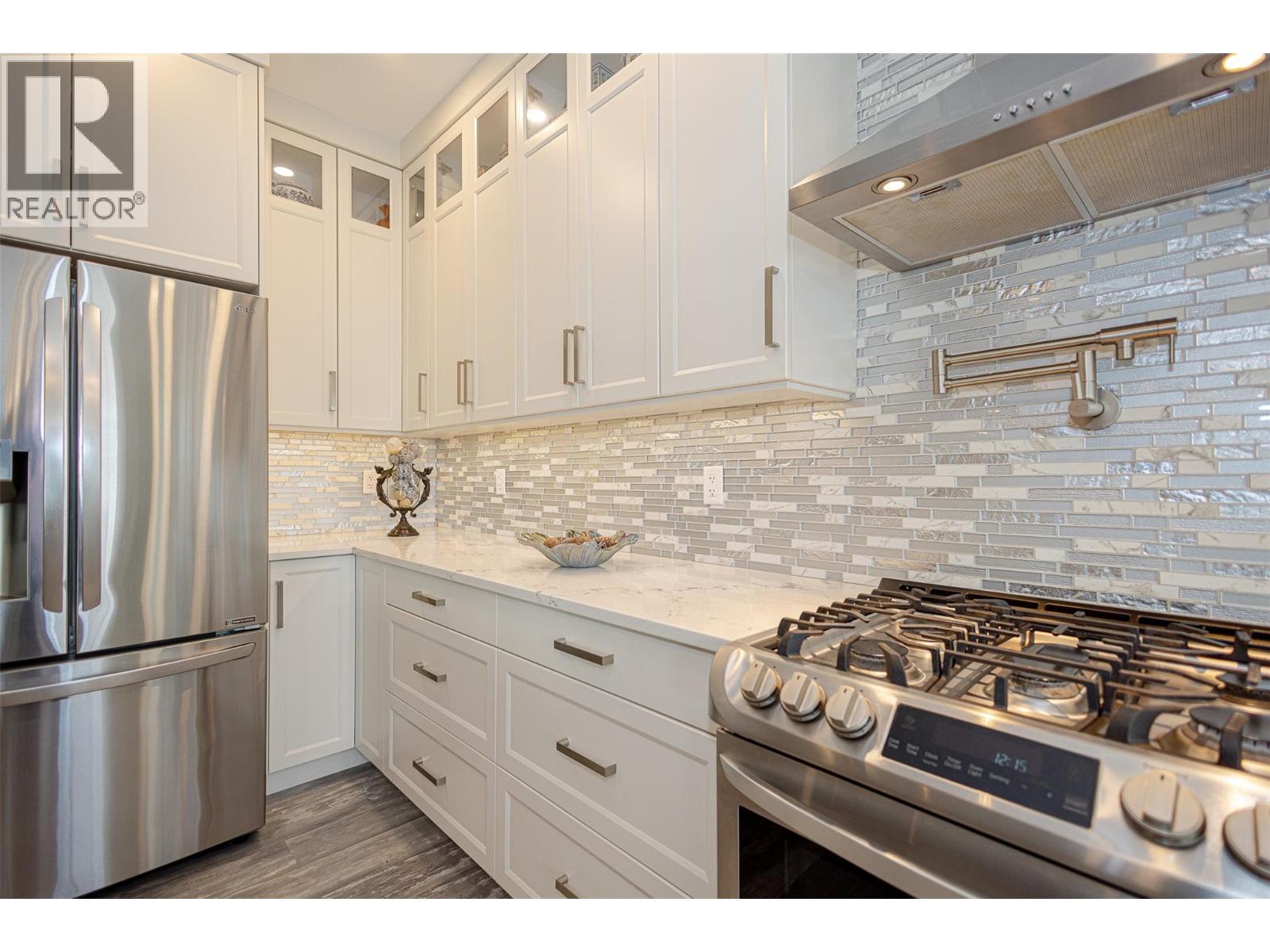 1077 Loseth Drive, Kelowna, British Columbia  V1P 0A1 - Photo 8 - 10373108