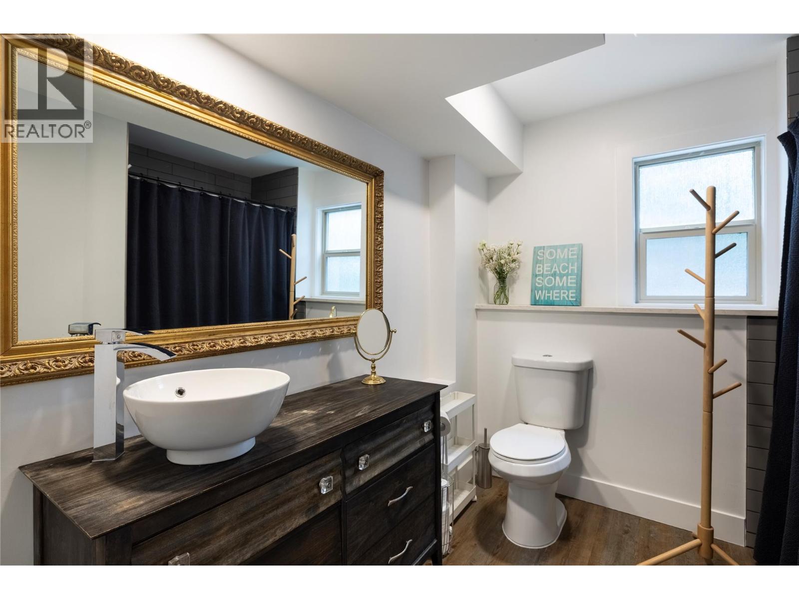 4265 Lakeshore Road, Kelowna, British Columbia  V1W 1W2 - Photo 28 - 10373099