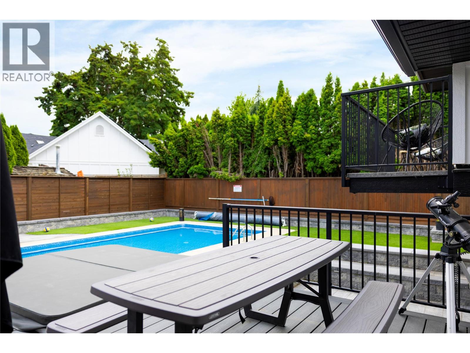 4265 Lakeshore Road, Kelowna, British Columbia  V1W 1W2 - Photo 37 - 10373099