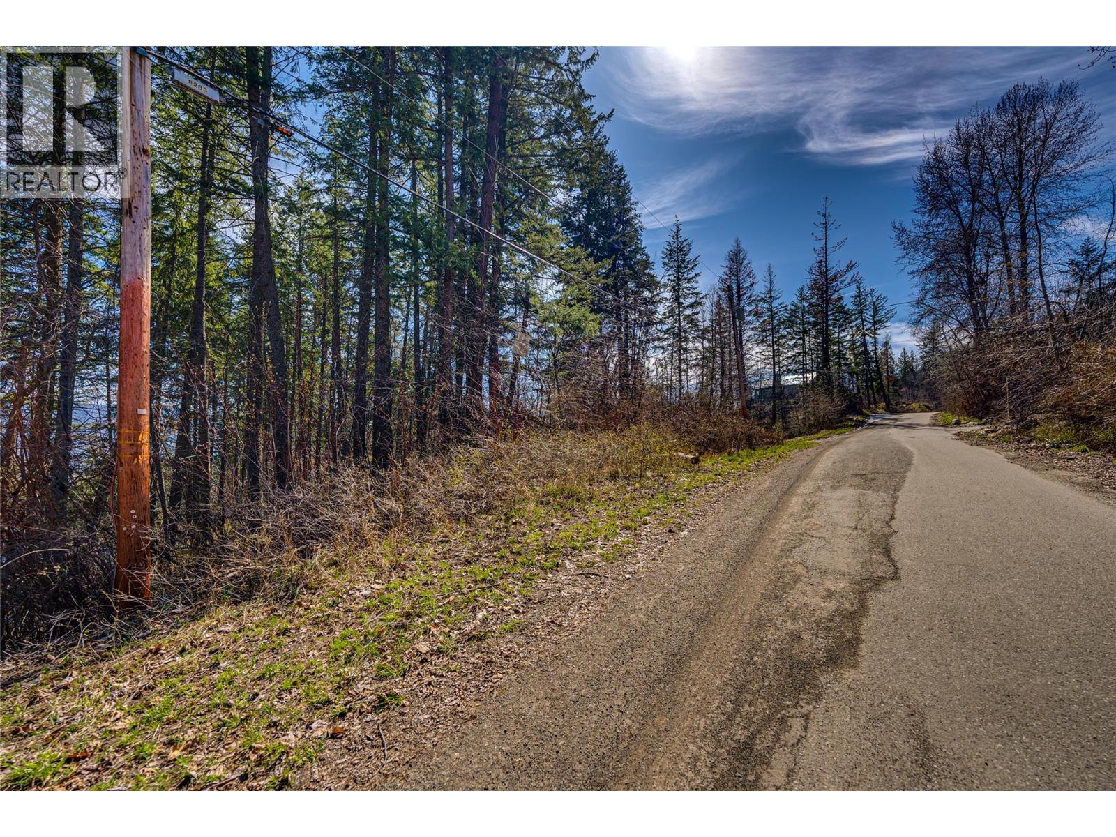 583 Moody Crescent, Vernon, British Columbia  V1H 2C8 - Photo 5 - 10373138