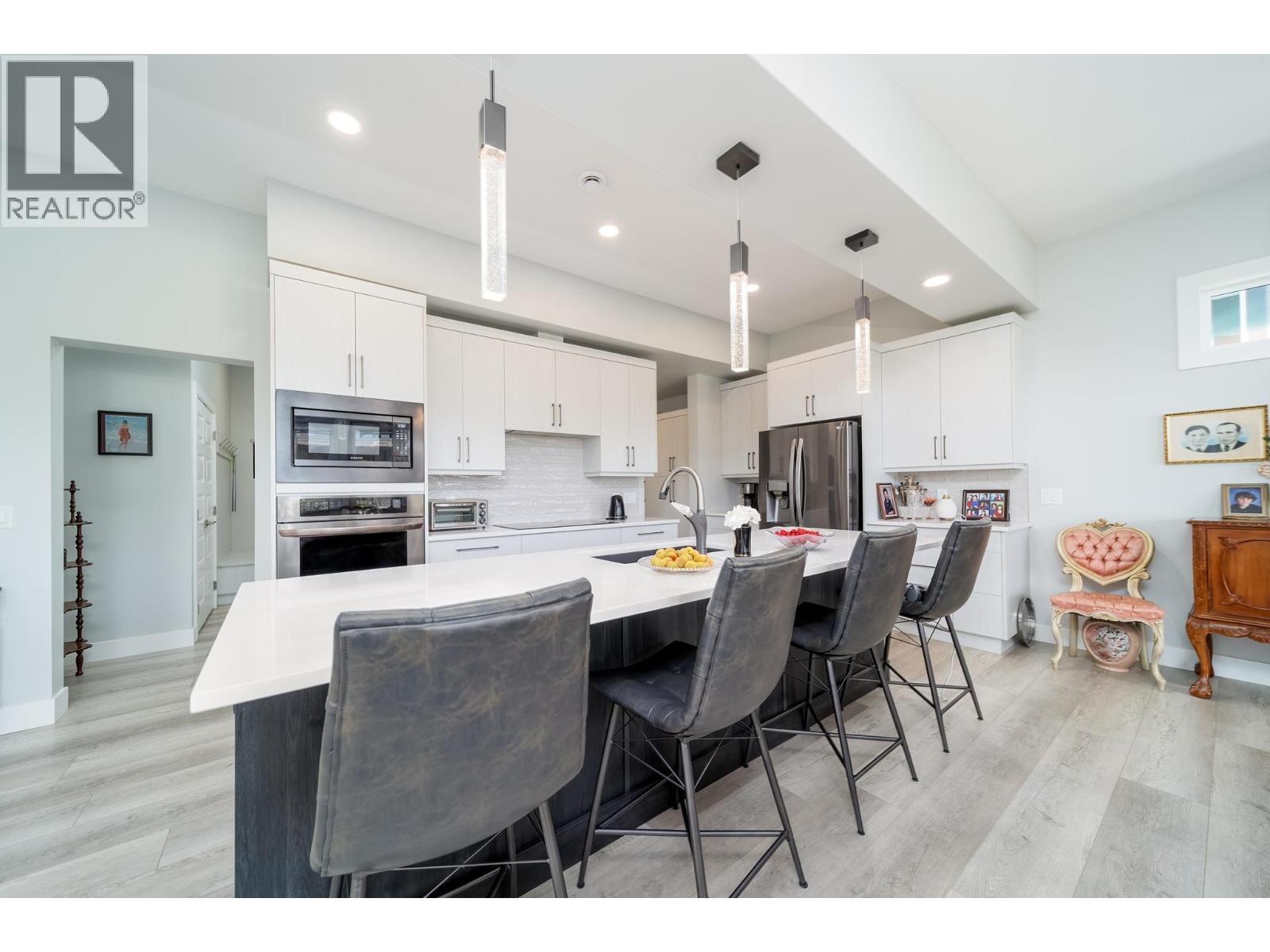 540 Barra Lane, Kelowna, British Columbia  V1P 1T1 - Photo 19 - 10373149