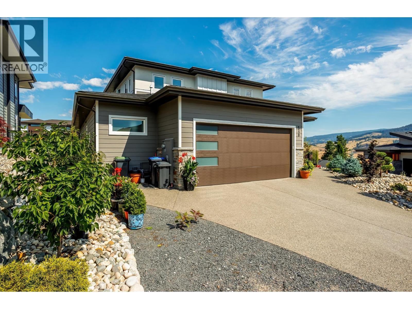 540 Barra Lane, Kelowna, British Columbia  V1P 1T1 - Photo 2 - 10373149