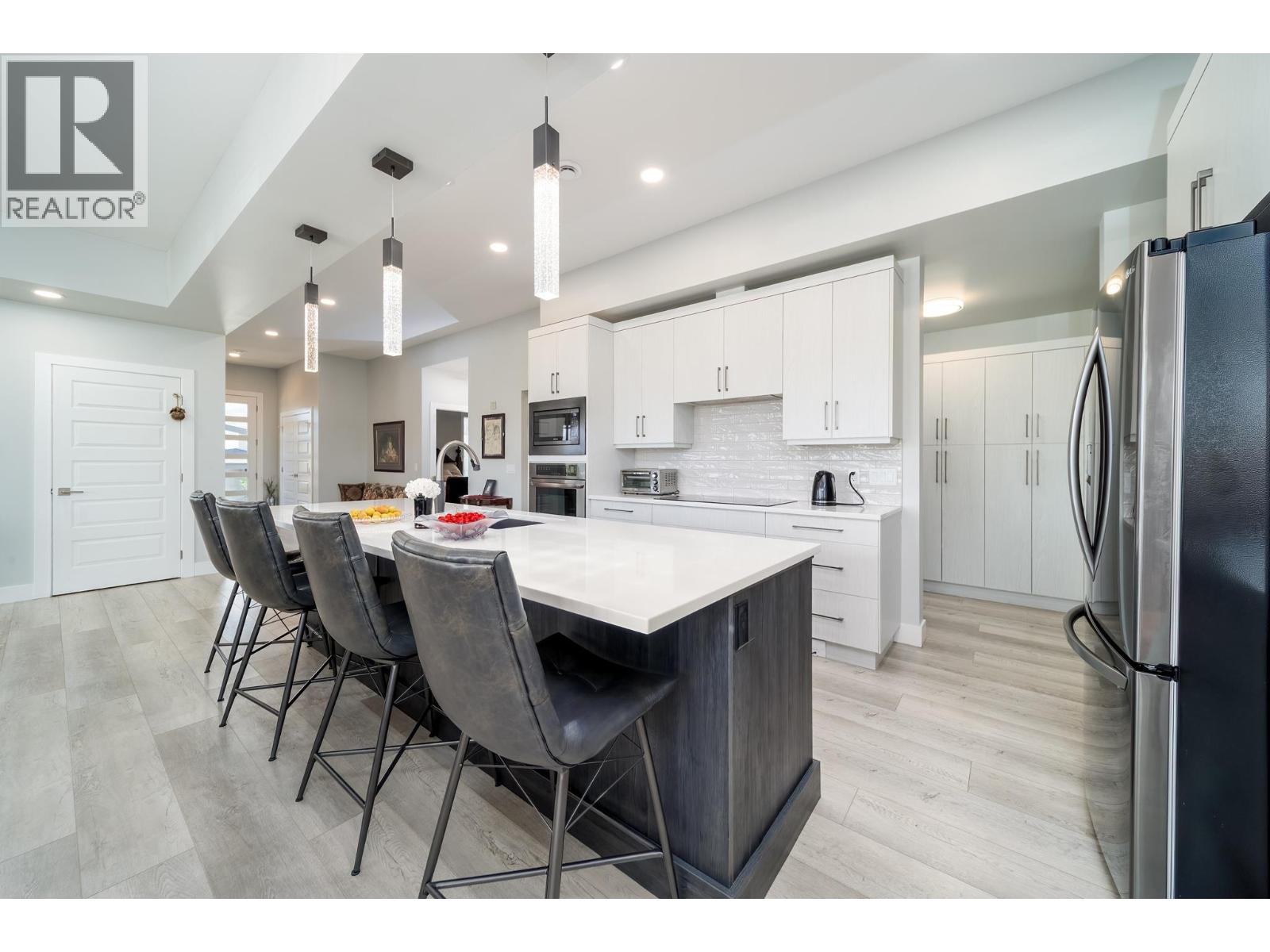 540 Barra Lane, Kelowna, British Columbia  V1P 1T1 - Photo 20 - 10373149
