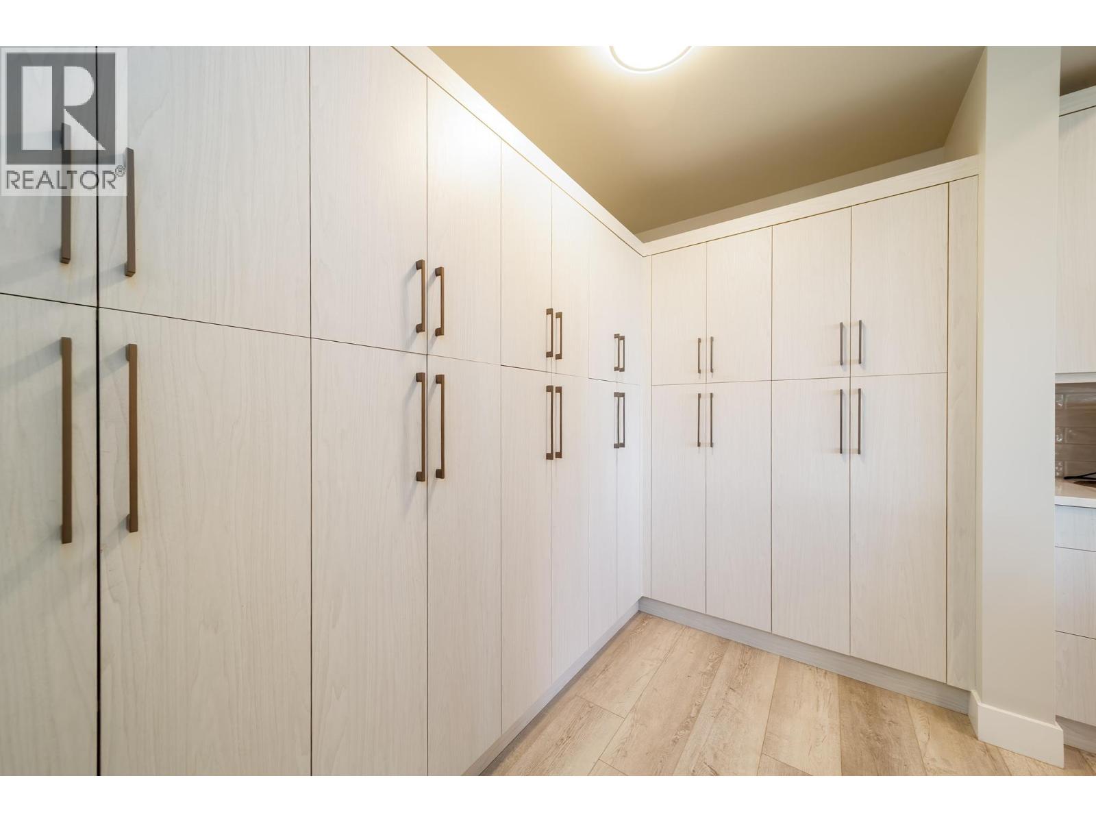 540 Barra Lane, Kelowna, British Columbia  V1P 1T1 - Photo 21 - 10373149