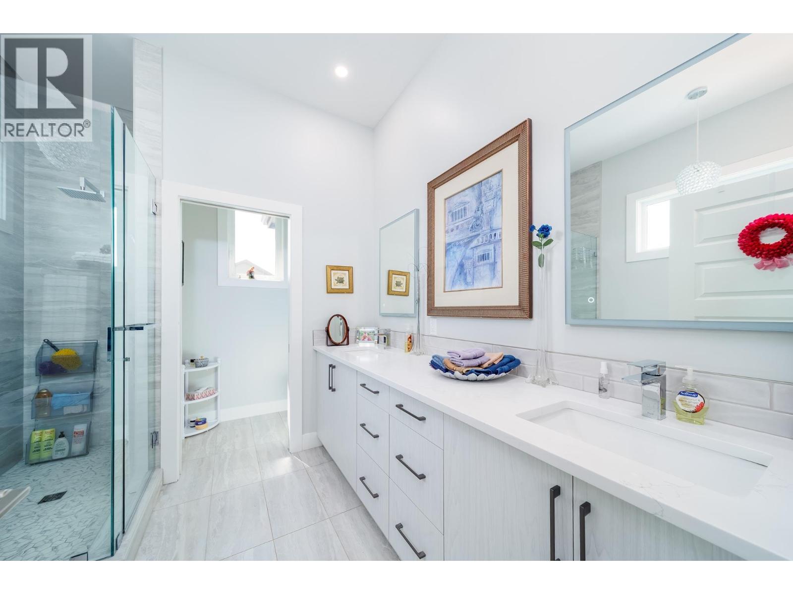 540 Barra Lane, Kelowna, British Columbia  V1P 1T1 - Photo 28 - 10373149