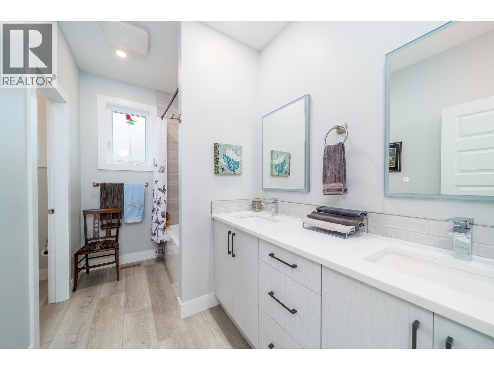 540 Barra Lane, Kelowna, British Columbia  V1P 1T1 - Photo 34 - 10373149