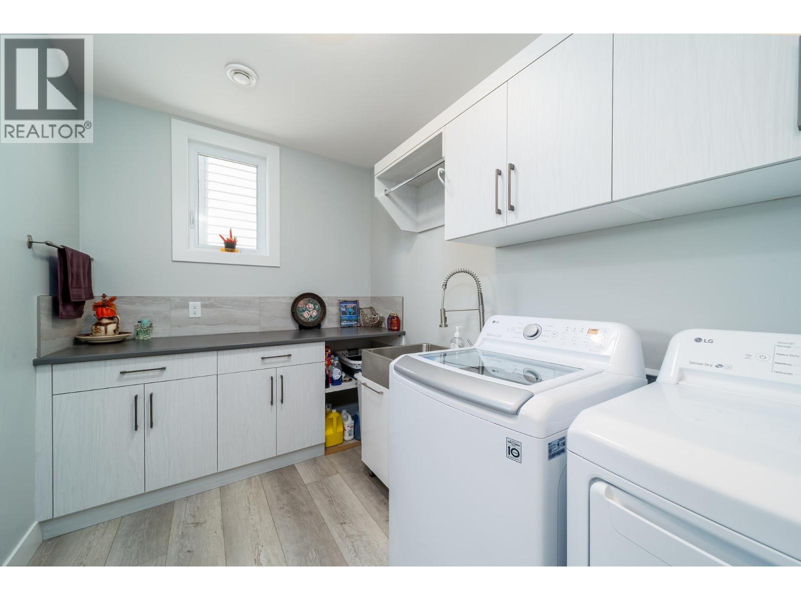 540 Barra Lane, Kelowna, British Columbia  V1P 1T1 - Photo 38 - 10373149
