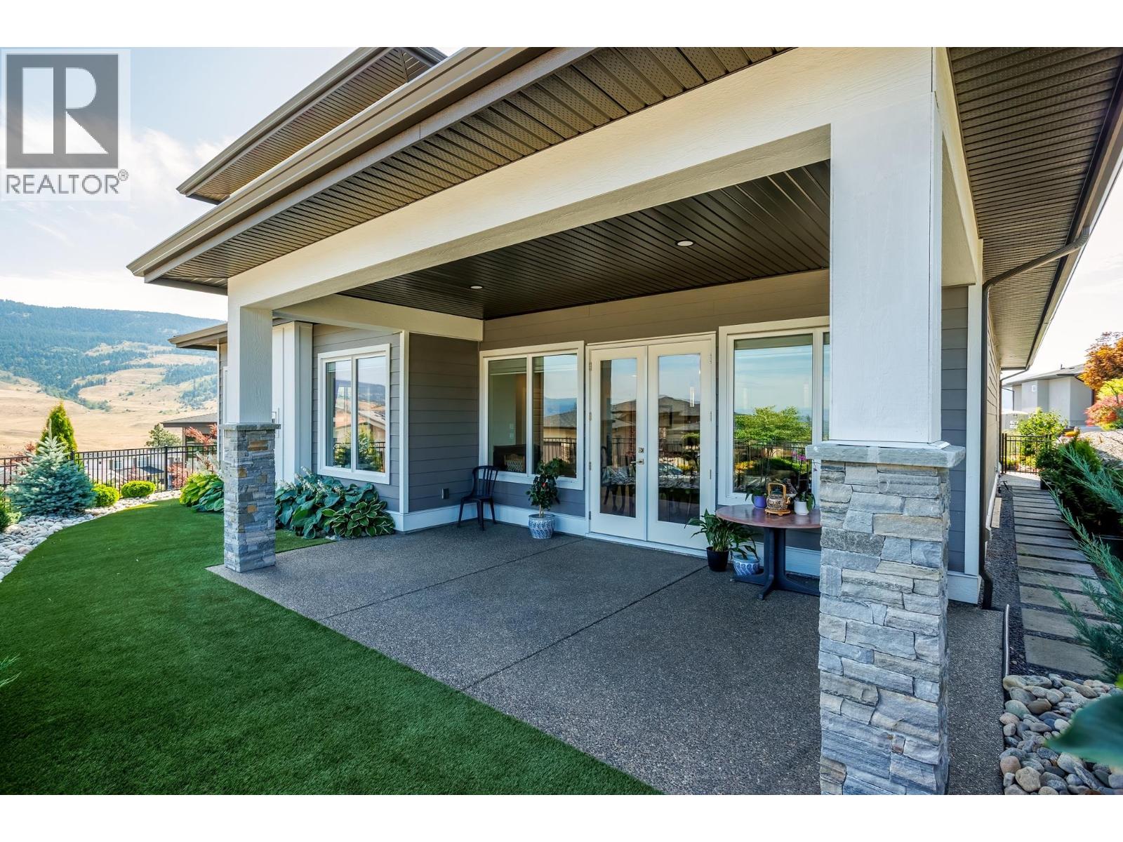540 Barra Lane, Kelowna, British Columbia  V1P 1T1 - Photo 9 - 10373149