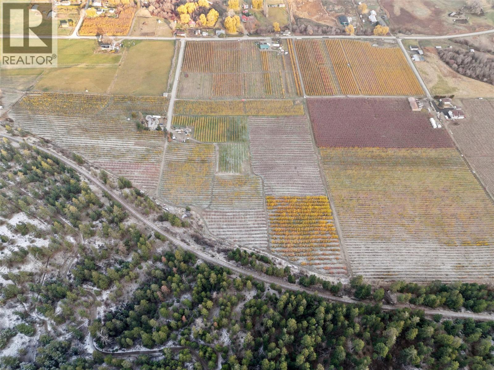 9827 Gillard Avenue, Summerland, British Columbia  V0H 1Z8 - Photo 10 - 10373146