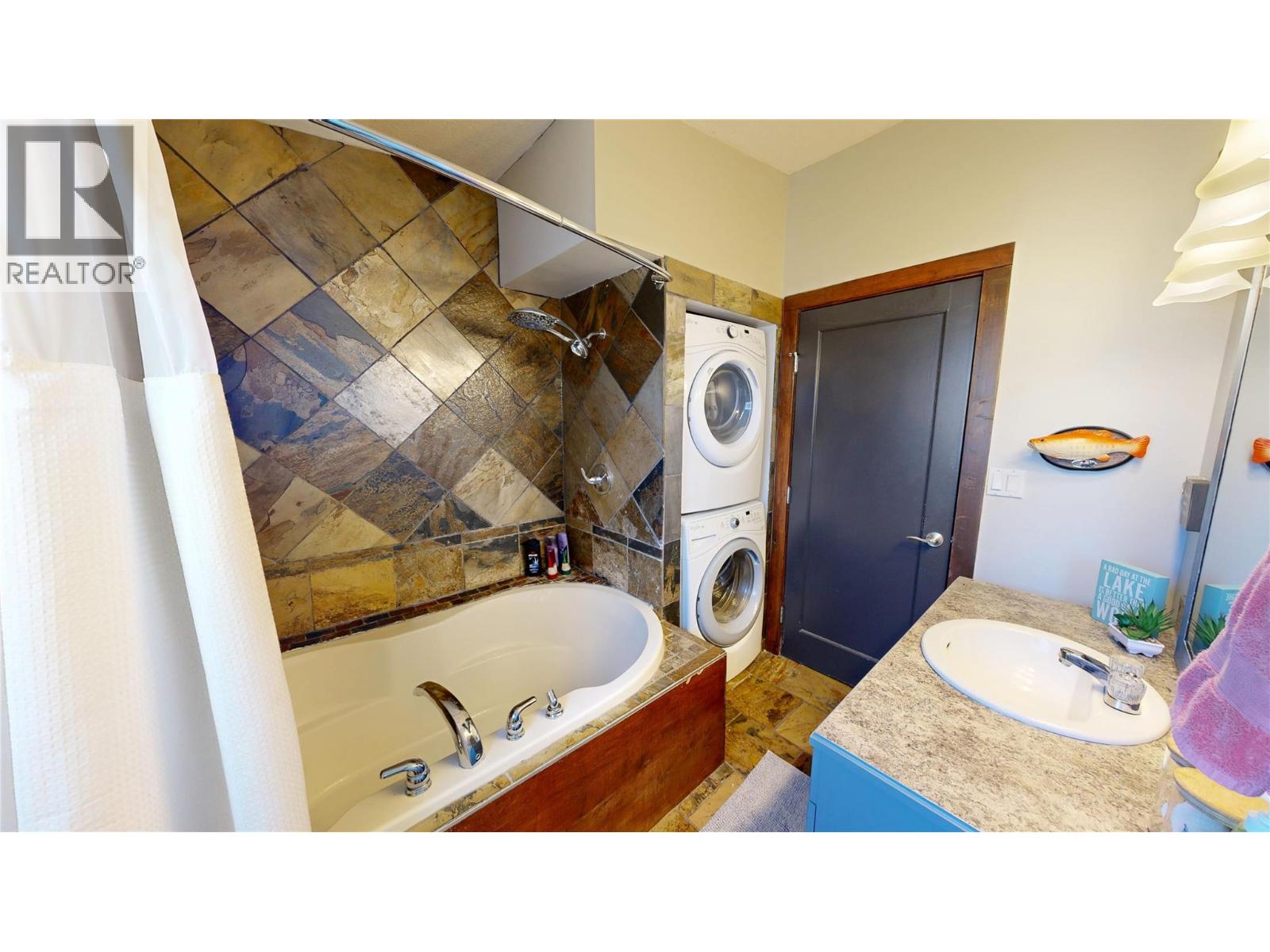 6891 Columbia Ridge Drive, Fairmont Hot Springs, British Columbia  V0B 1L2 - Photo 13 - 10373142