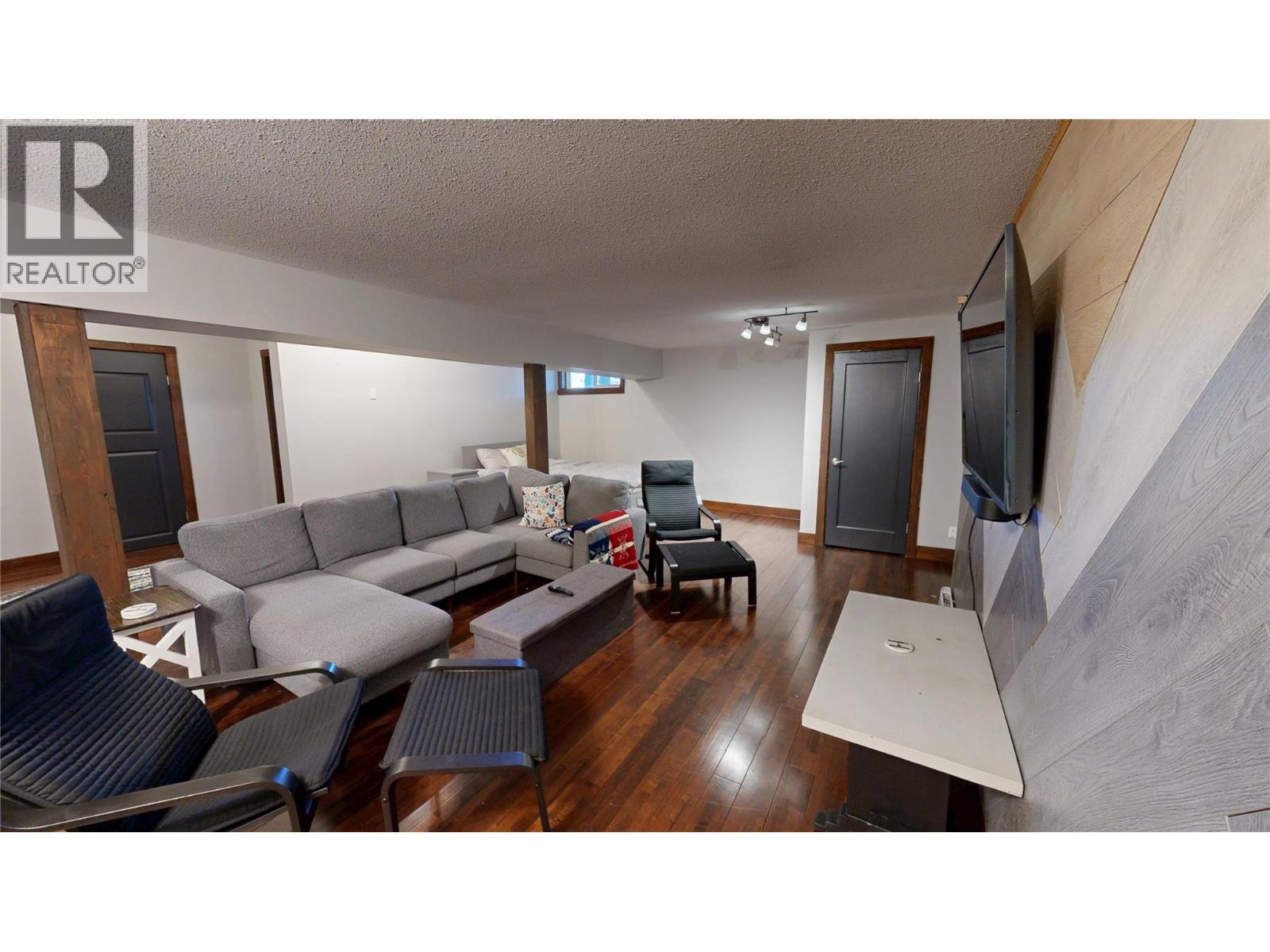 6891 Columbia Ridge Drive, Fairmont Hot Springs, British Columbia  V0B 1L2 - Photo 22 - 10373142