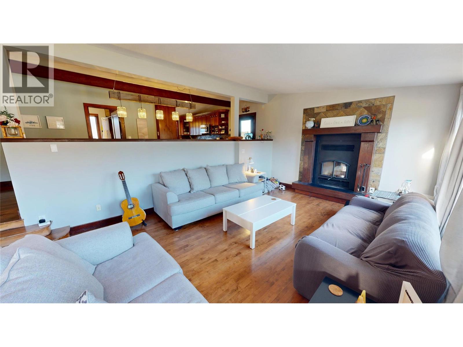 6891 Columbia Ridge Drive, Fairmont Hot Springs, British Columbia  V0B 1L2 - Photo 7 - 10373142