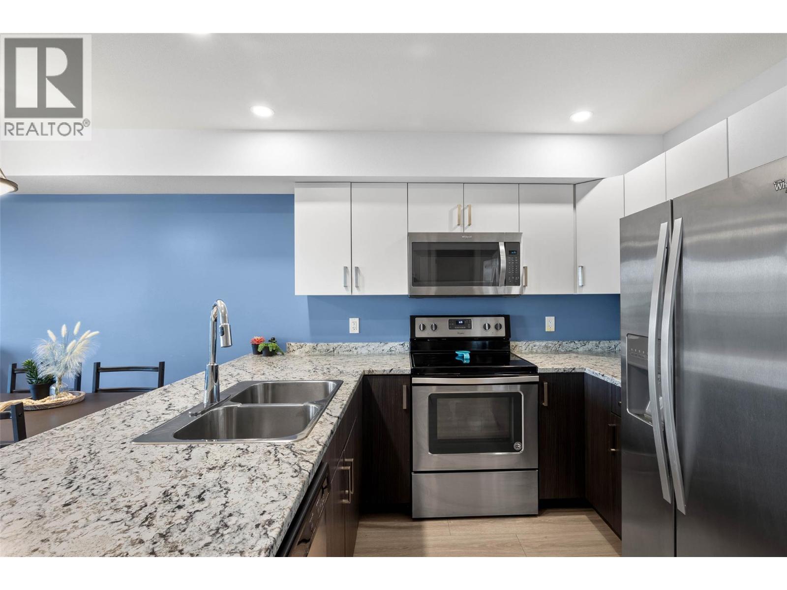 5170 Dallas Drive Unit# 321, Kamloops, British Columbia  V2C 0C7 - Photo 3 - 10373194