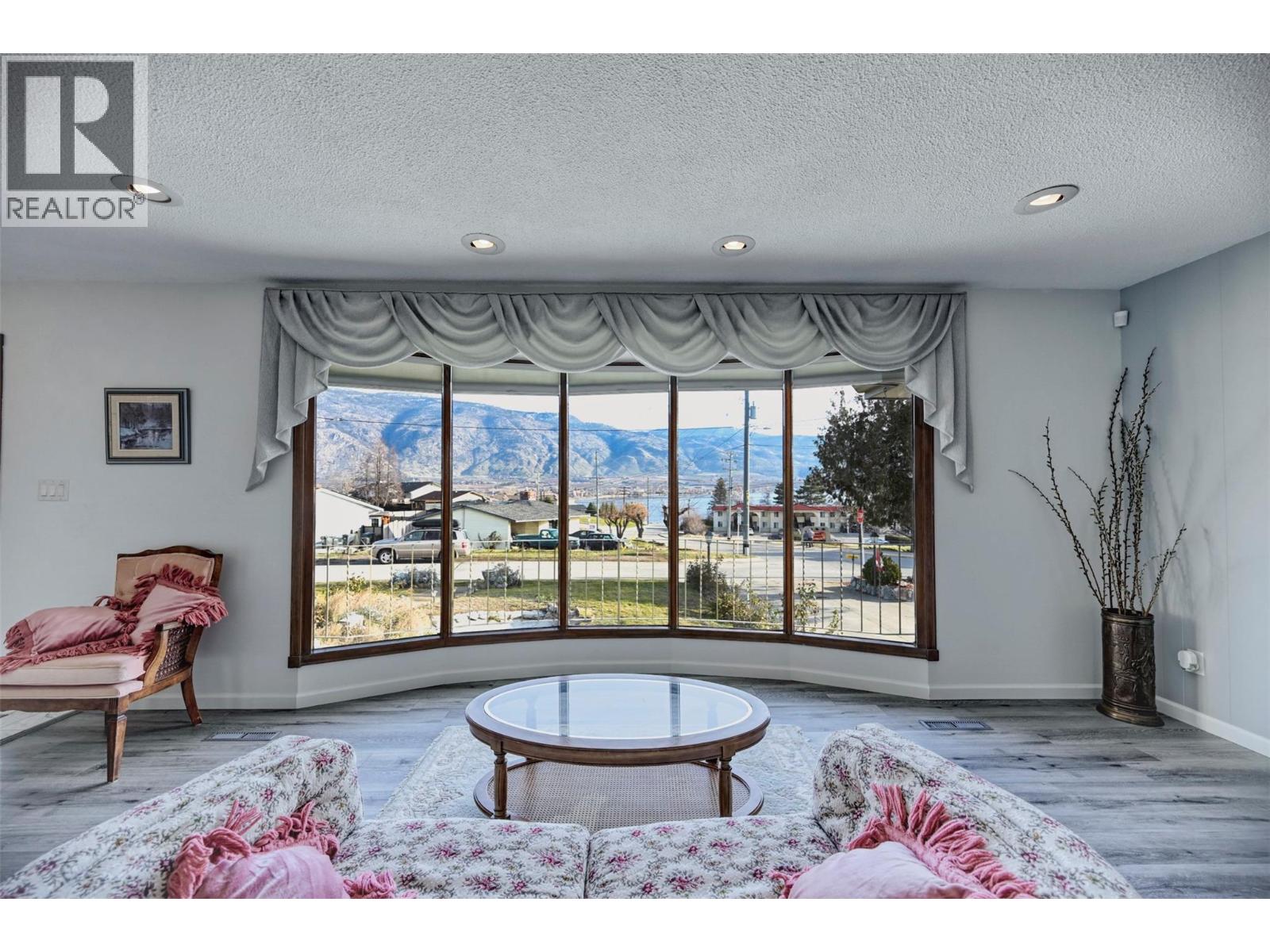 2 Quail Place, Osoyoos, British Columbia  V0H 1V1 - Photo 13 - 10373130