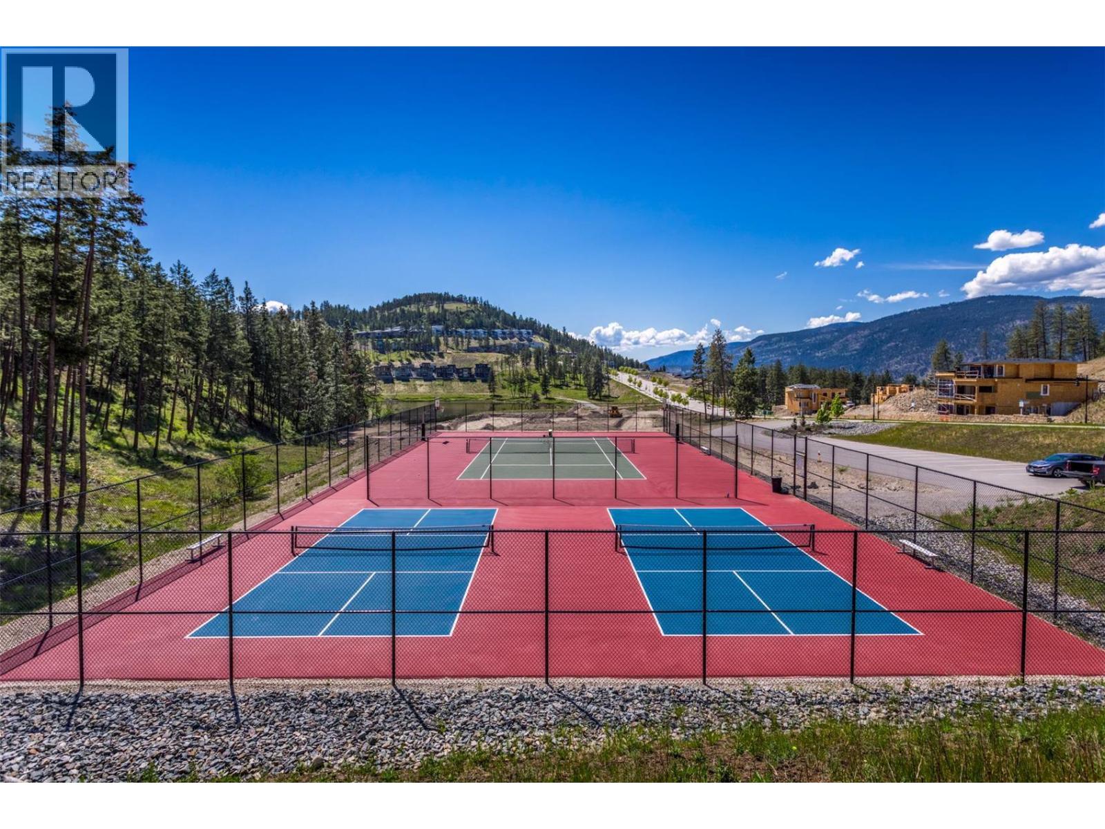 3165 Hilltown Drive, Kelowna, British Columbia  V1V 0C6 - Photo 4 - 10373218