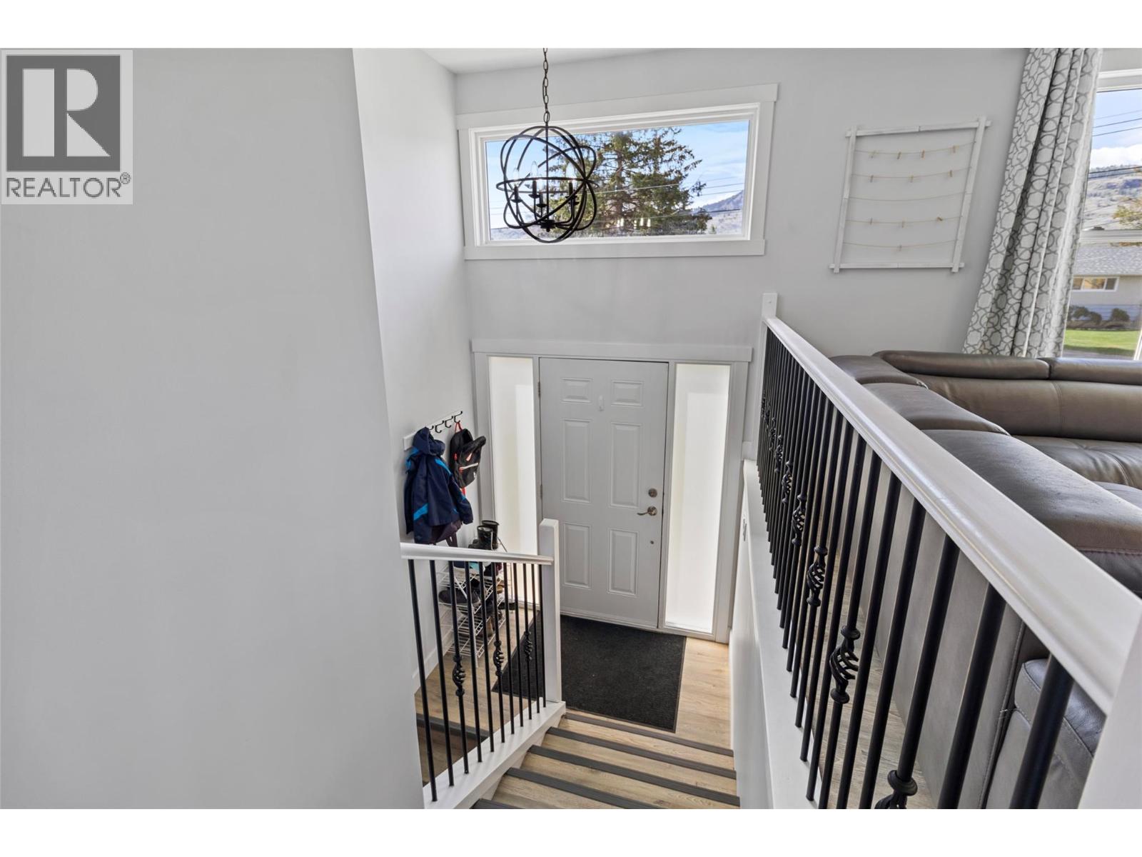 689 Valdes Drive, Kamloops, British Columbia  V2B 5J1 - Photo 13 - 10372645