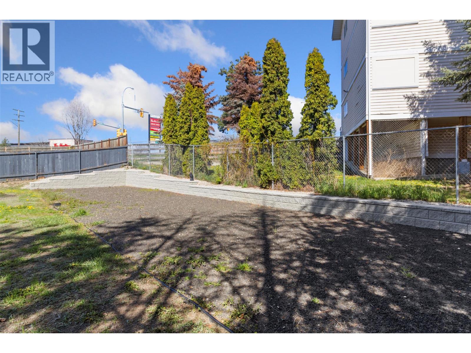 689 Valdes Drive, Kamloops, British Columbia  V2B 5J1 - Photo 36 - 10372645