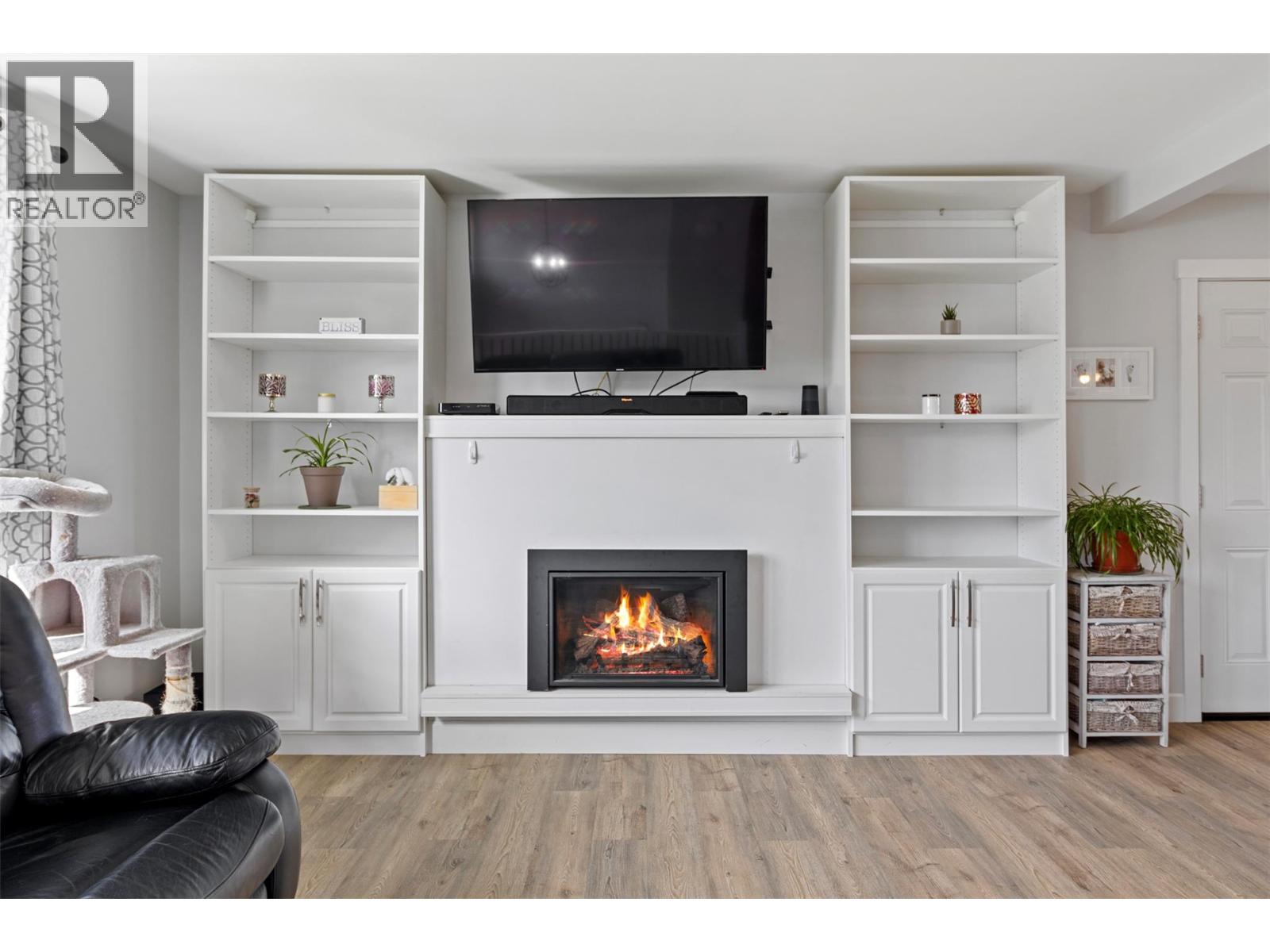 689 Valdes Drive, Kamloops, British Columbia  V2B 5J1 - Photo 6 - 10372645
