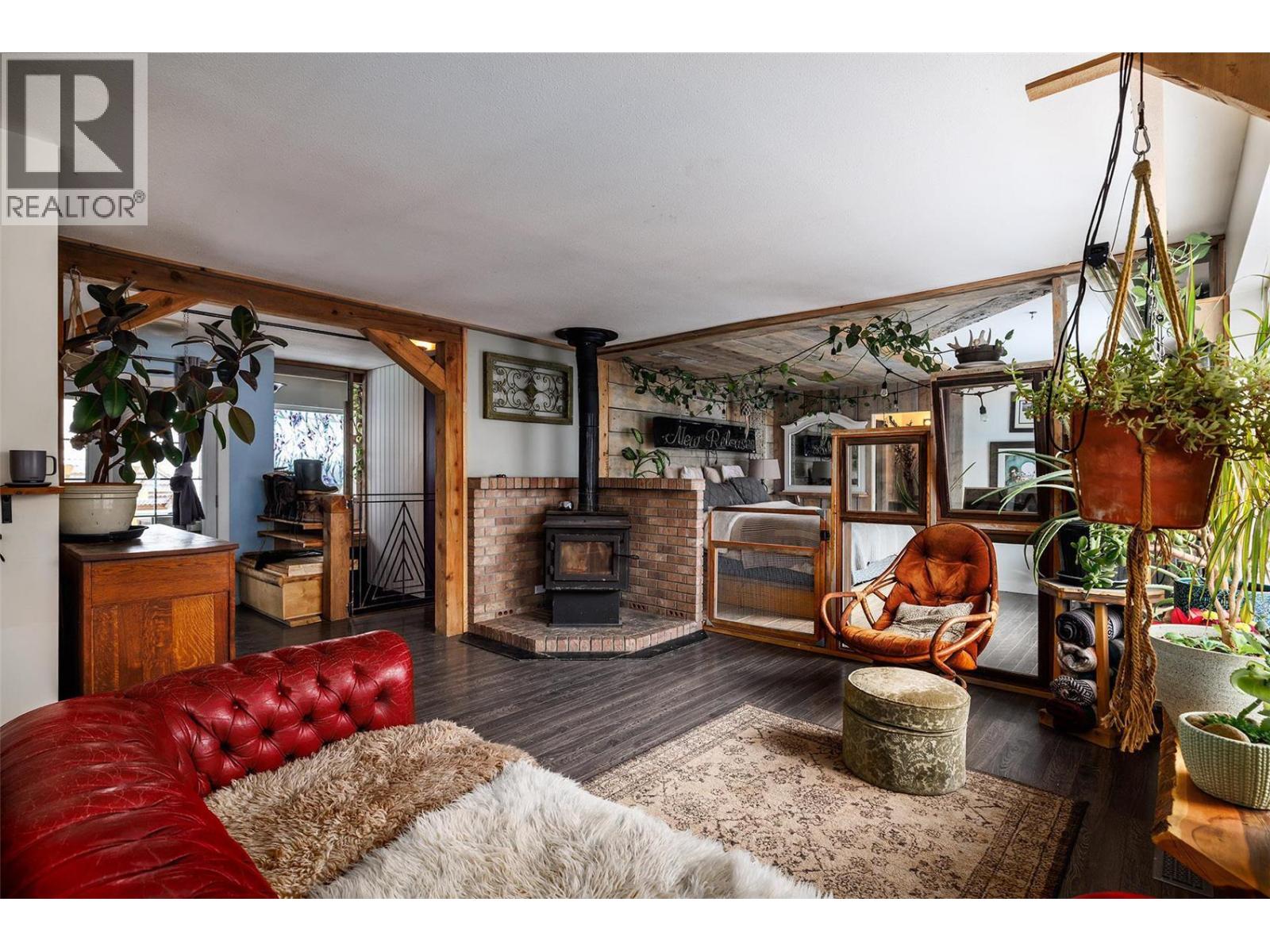 1813 Cardinal Creek Road, Kelowna, British Columbia  V1P 1J3 - Photo 4 - 10373135