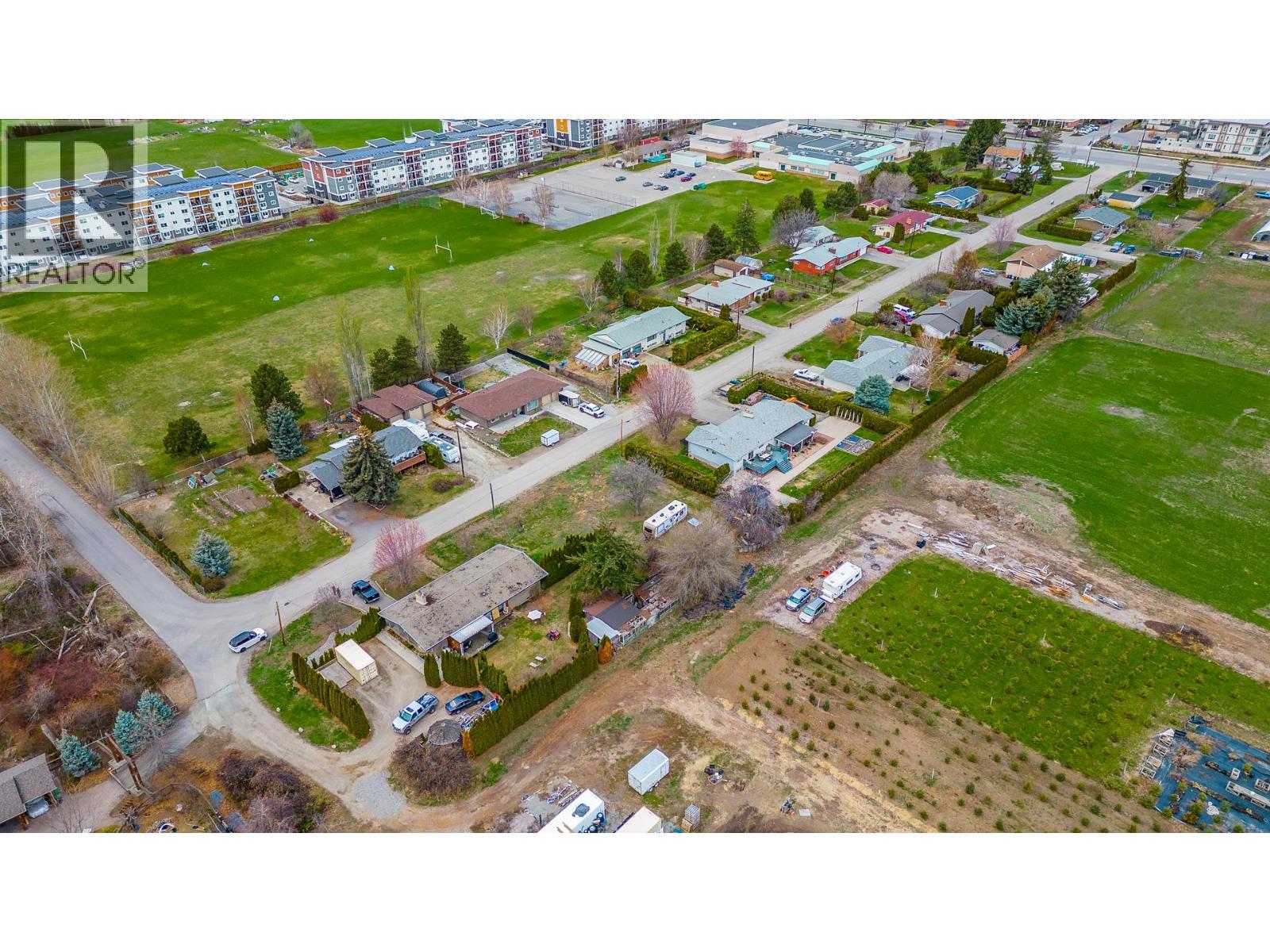3259 St. Amand Road, Kelowna, British Columbia  V1W 3P2 - Photo 19 - 10372760