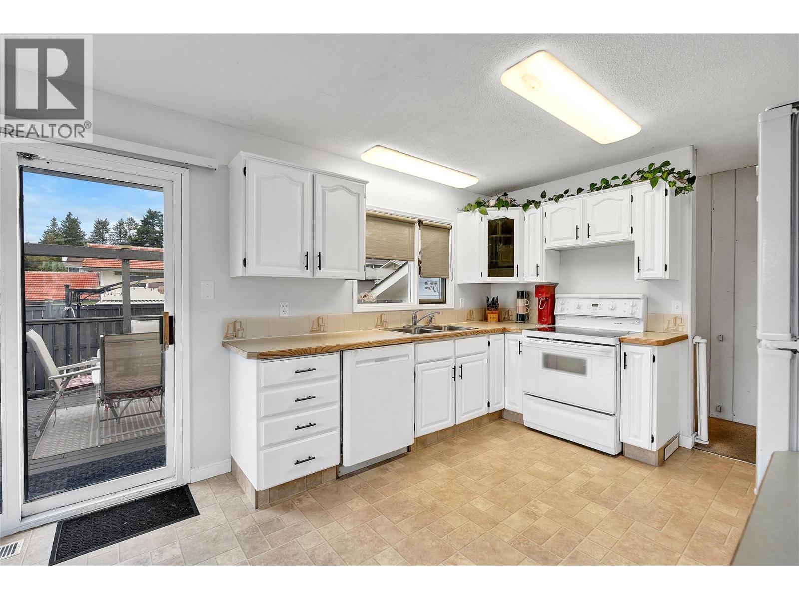 1261 Naish Drive, Penticton, British Columbia  V2A 3B4 - Photo 13 - 10373258