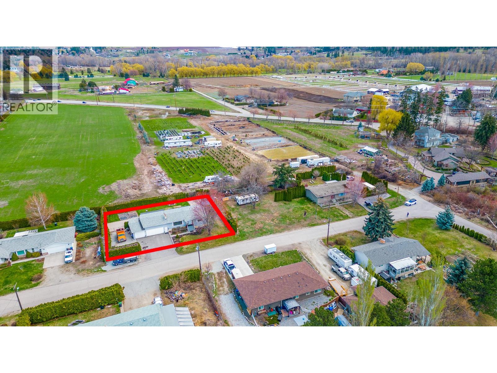 3249 St. Amand Road, Kelowna, British Columbia  V1W 3P2 - Photo 1 - 10372913